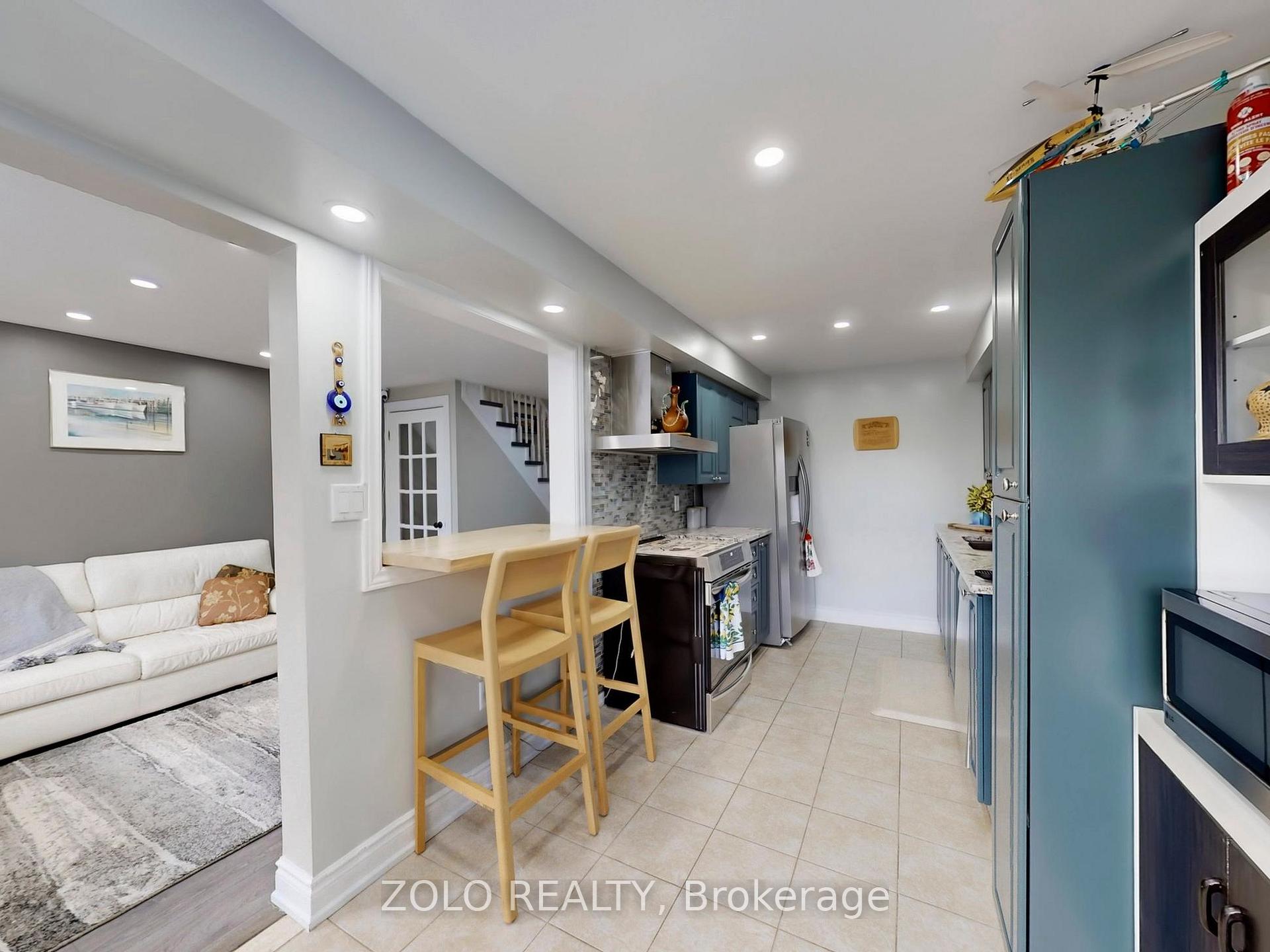 Photo 21 of 69 Lion's Gate Boulevard, Barrie, Little Lake — HOMEH