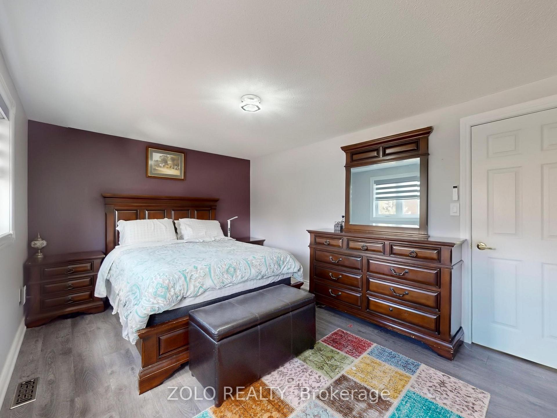 Photo 20 of 69 Lion's Gate Boulevard, Barrie, Little Lake — HOMEH