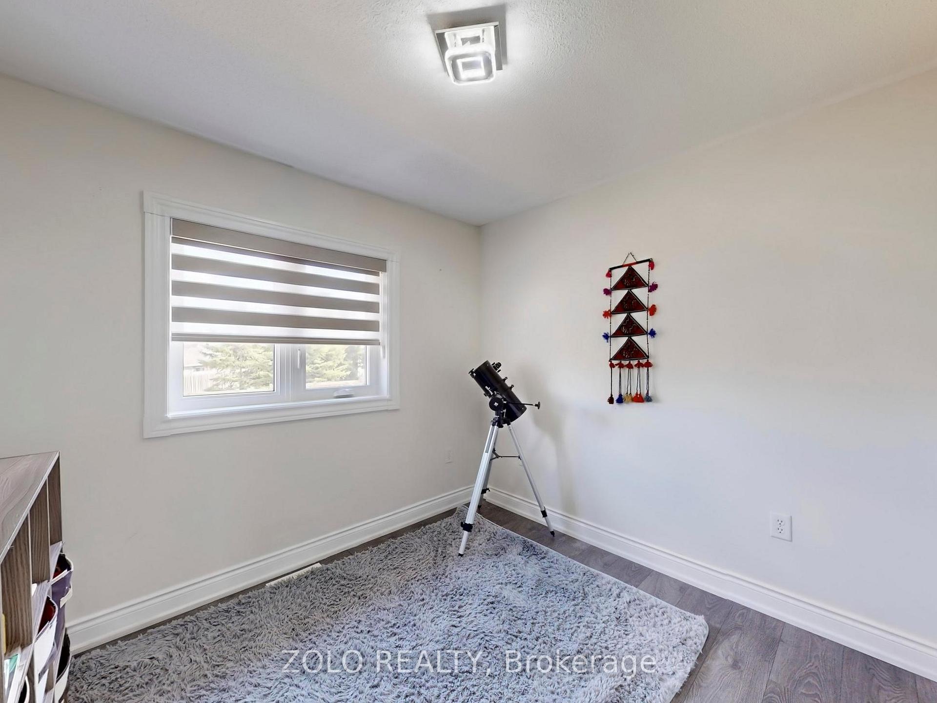 Photo 25 of 69 Lion's Gate Boulevard, Barrie, Little Lake — HOMEH