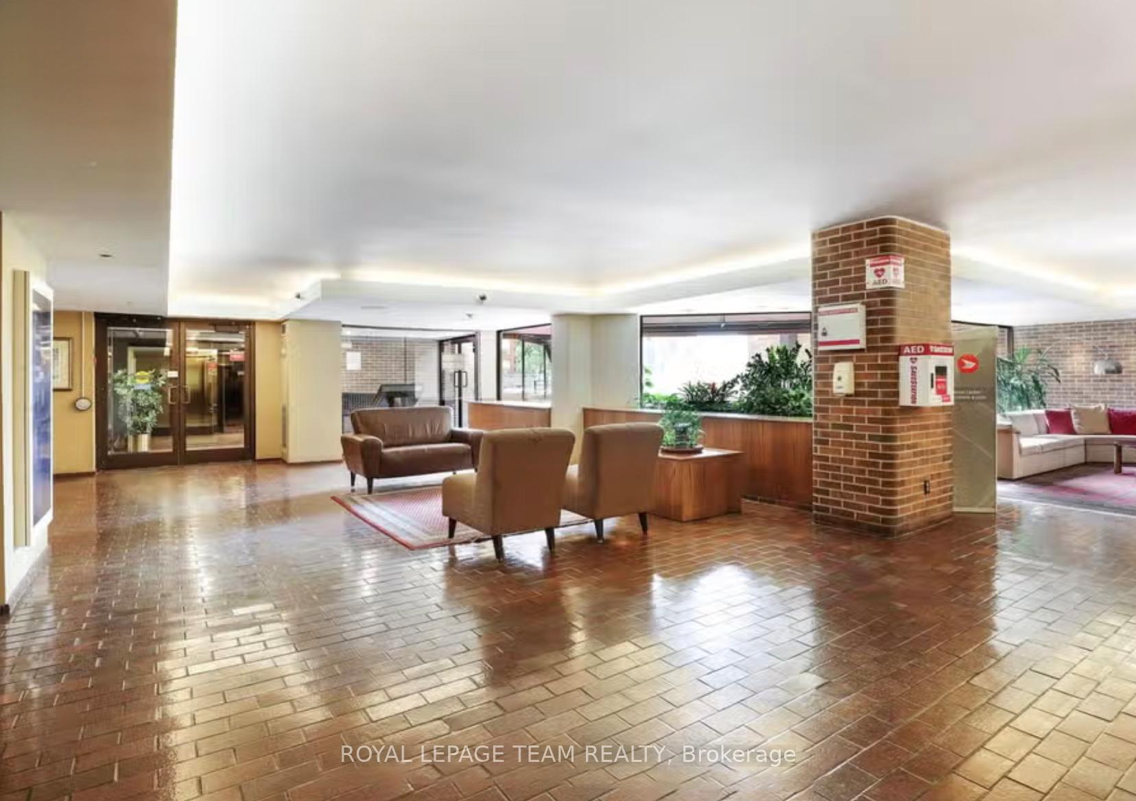 Photo 5 of Unit 207, 151 Bay Street, Ottawa, Ottawa Centre — HOMEH