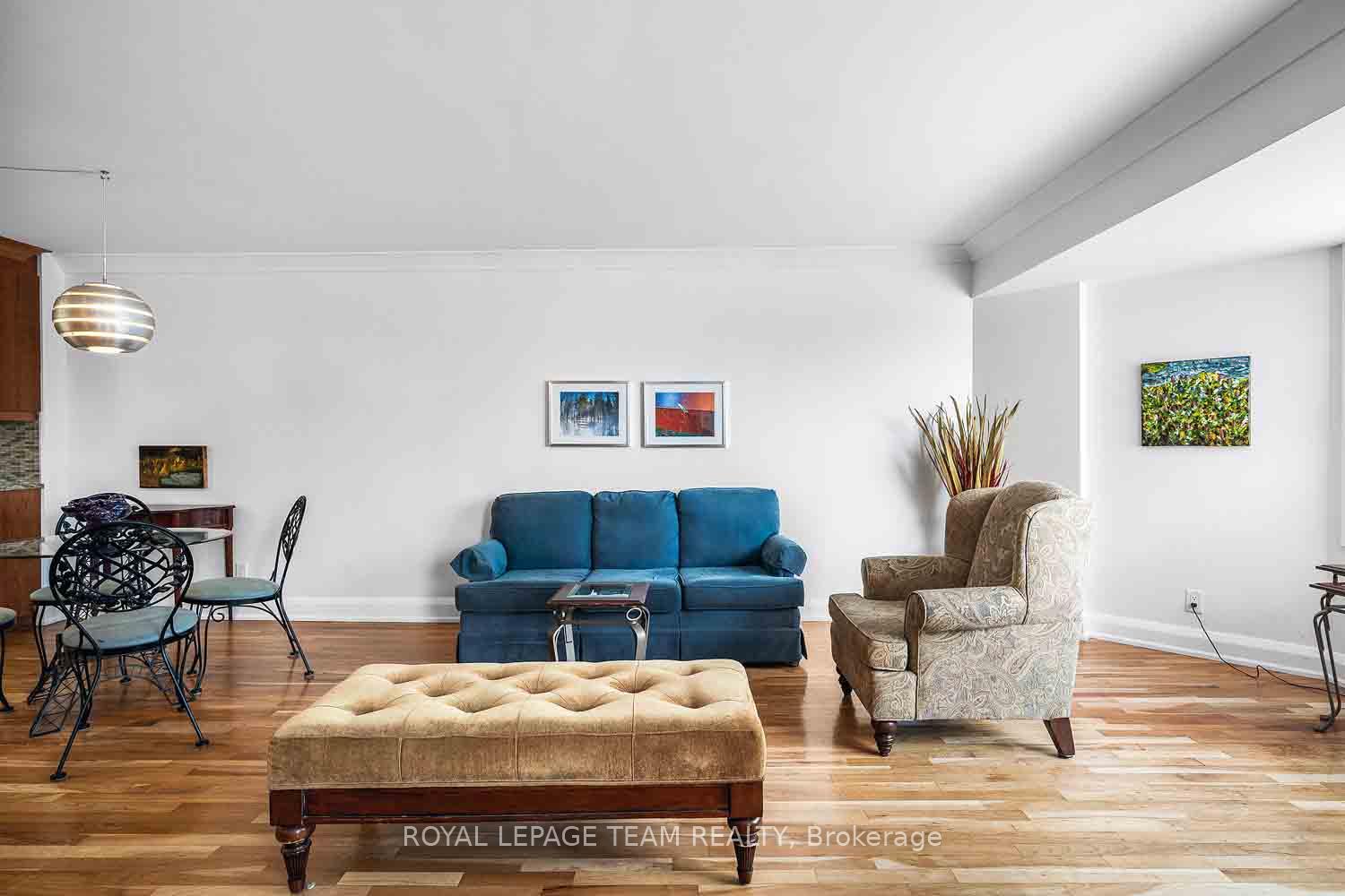 Photo 10 of Unit 207, 151 Bay Street, Ottawa, Ottawa Centre — HOMEH