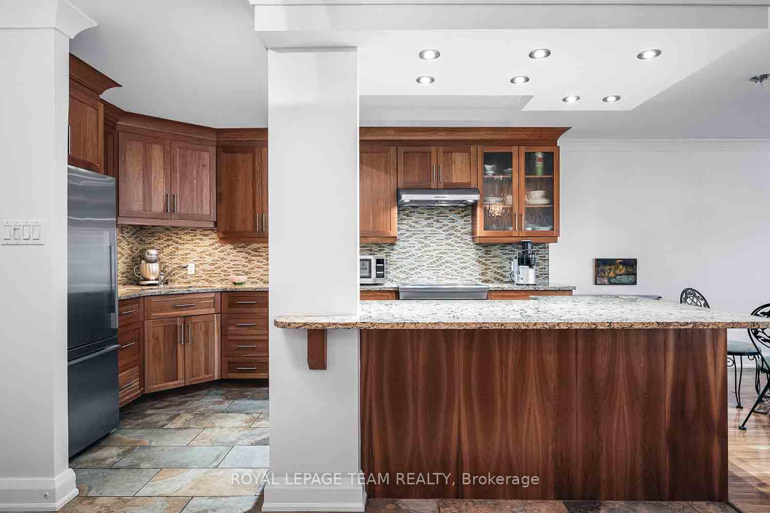 Photo 19 of Unit 207, 151 Bay Street, Ottawa, Ottawa Centre — HOMEH