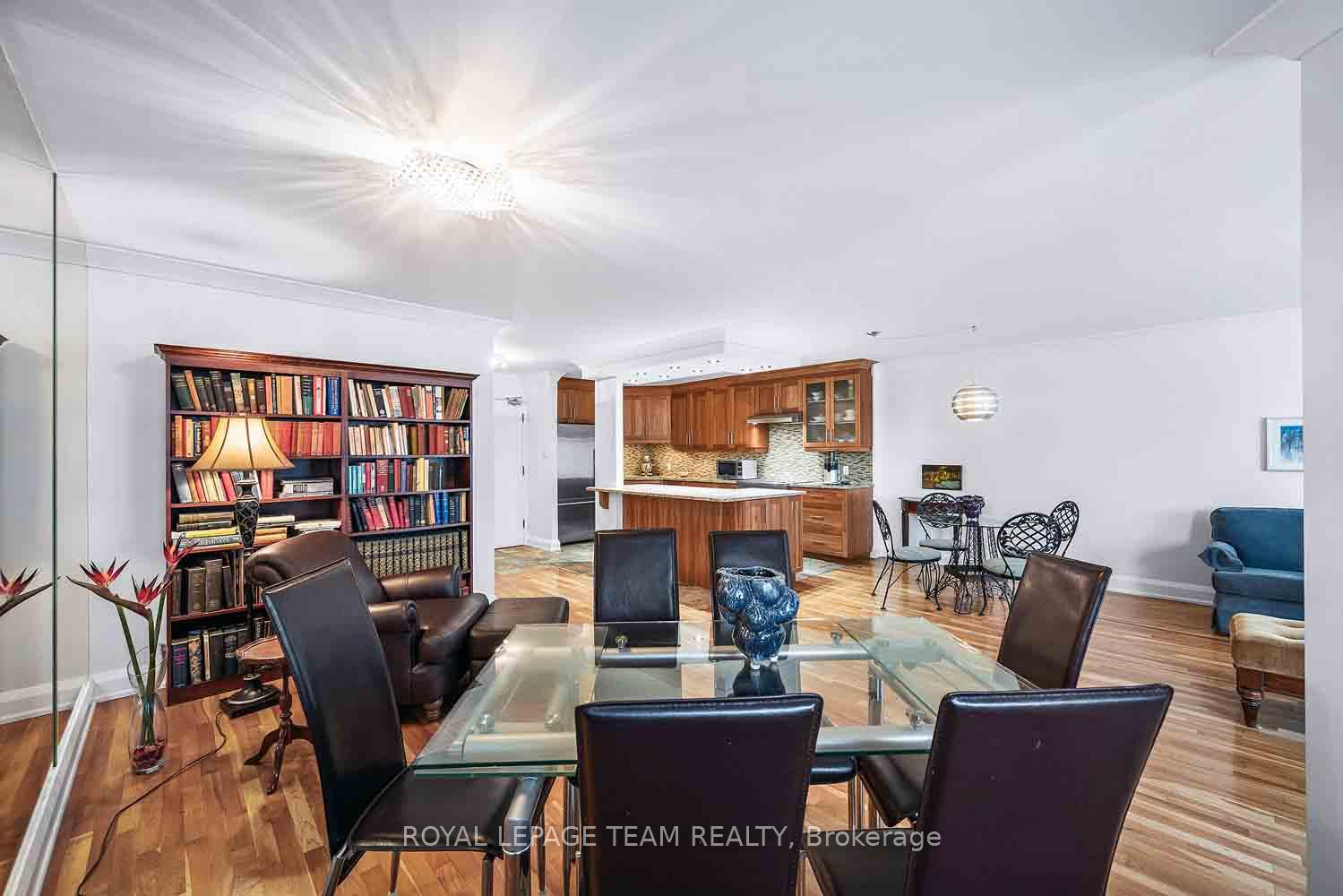 Photo 63 of Unit 207, 151 Bay Street, Ottawa, Ottawa Centre — HOMEH