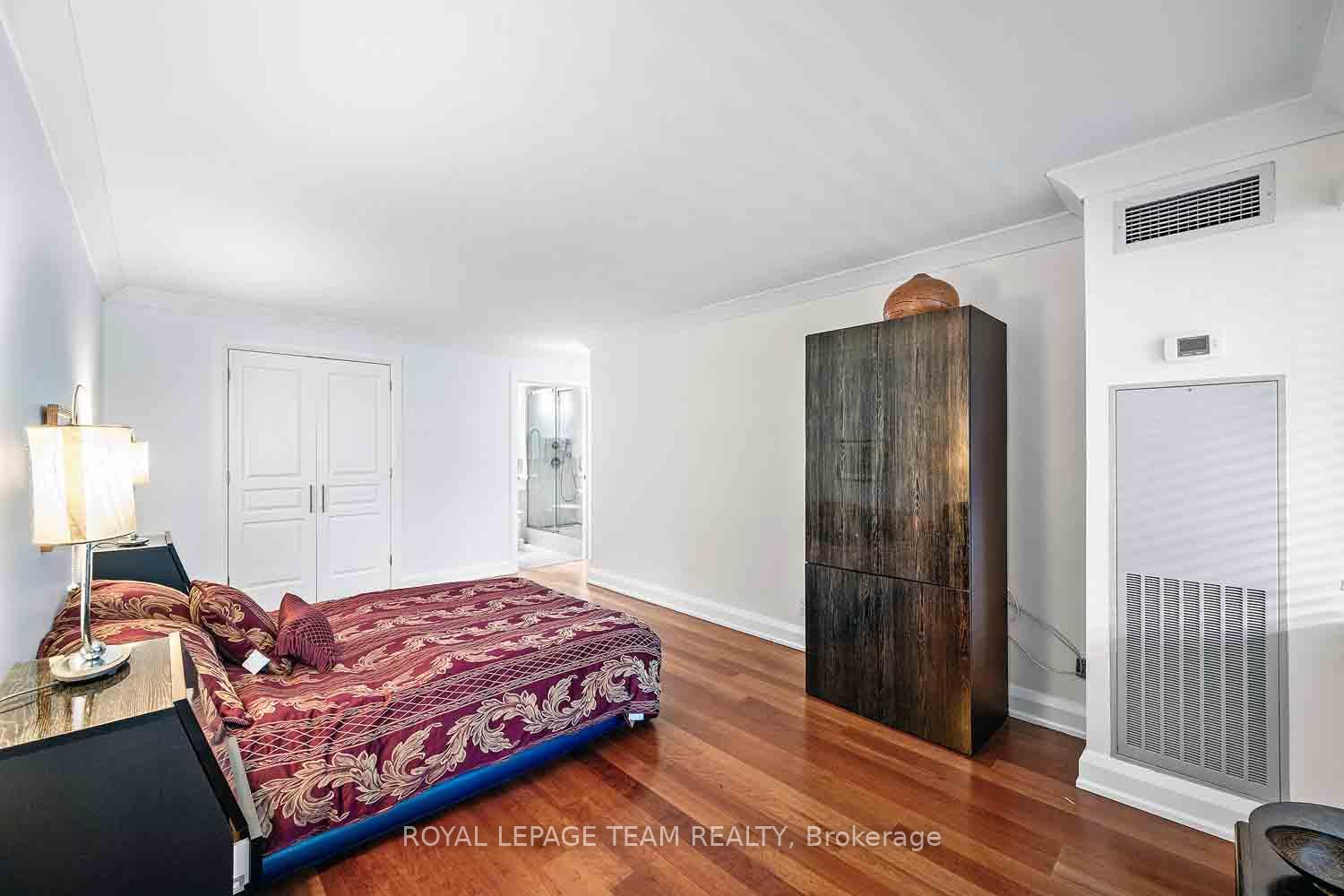 Photo 68 of Unit 207, 151 Bay Street, Ottawa, Ottawa Centre — HOMEH