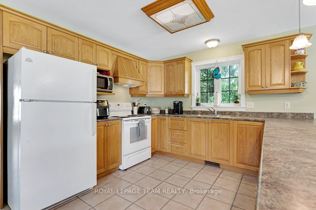 Photo 15 of 6116 Hurley Road, Edwardsburgh/Cardinal, Edwardsburgh/Cardinal Twp — HOMEH