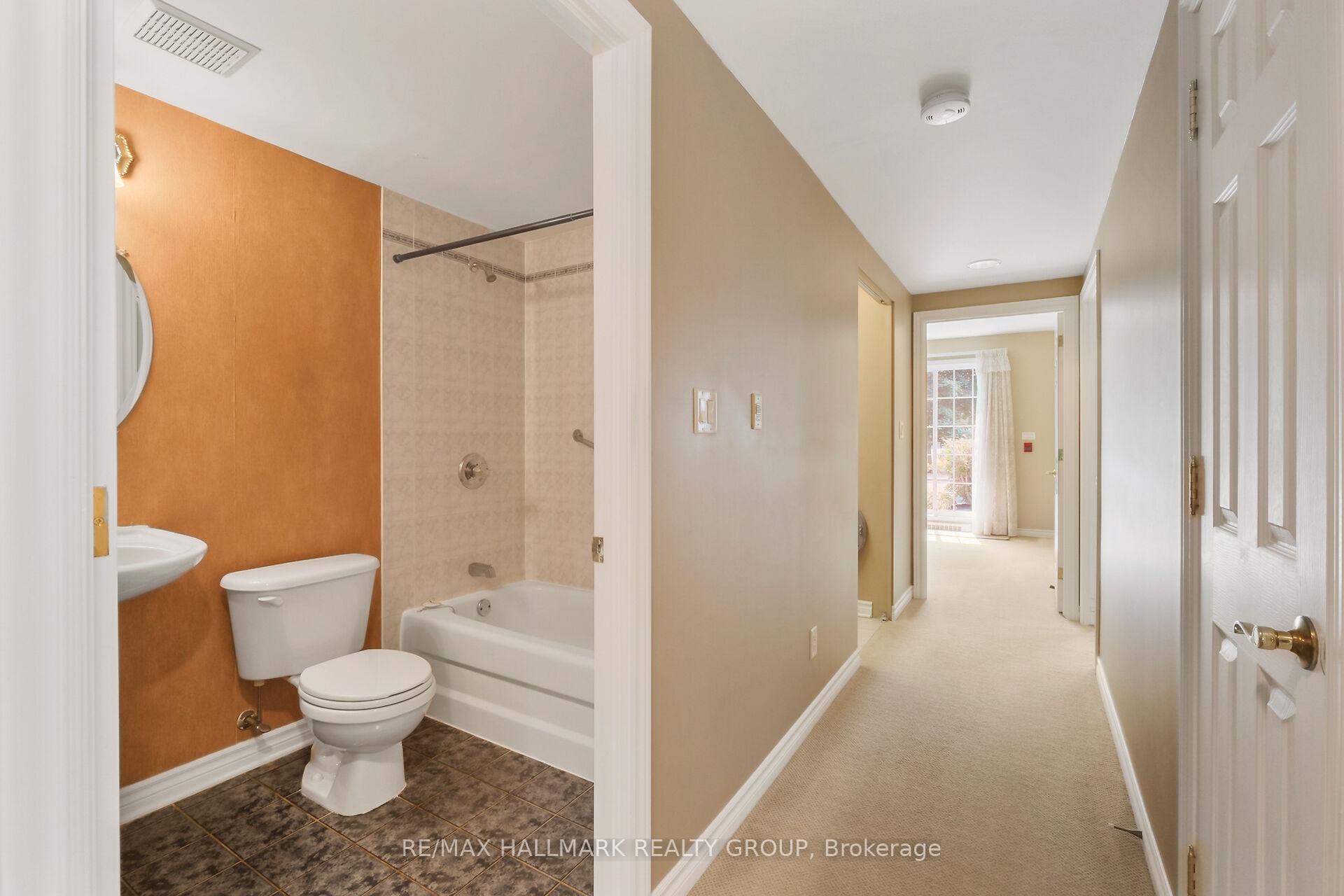 Photo 48 of Unit 1A, 131 Robson Court, Ottawa, Kanata - Kanata Lakes/Heritage Hills — HOMEH