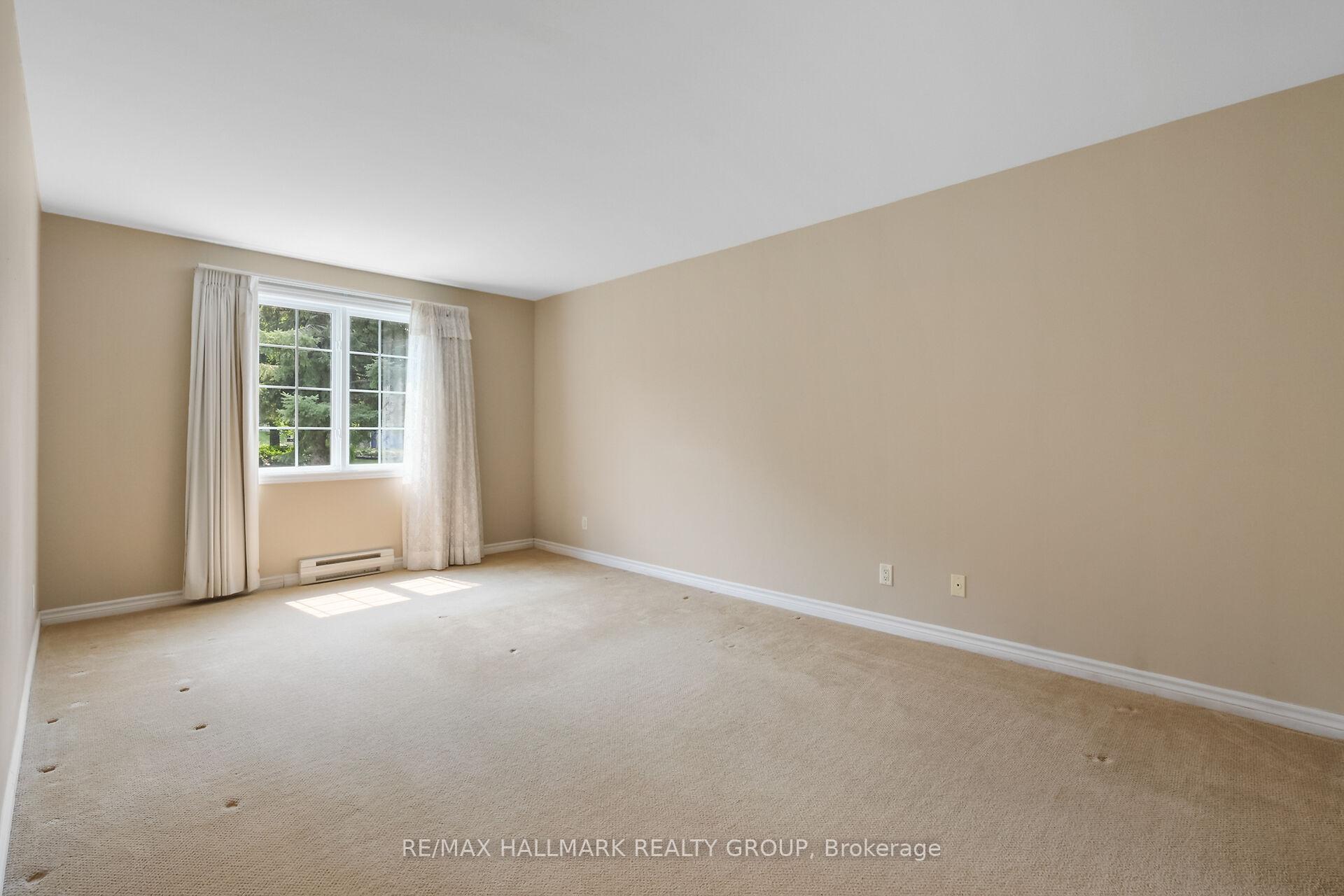 Photo 54 of Unit 1A, 131 Robson Court, Ottawa, Kanata - Kanata Lakes/Heritage Hills — HOMEH