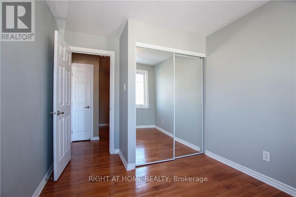 Photo 7 of 2116 Madrid Avenue, Ottawa, Barrhaven - Heritage Park — HOMEH