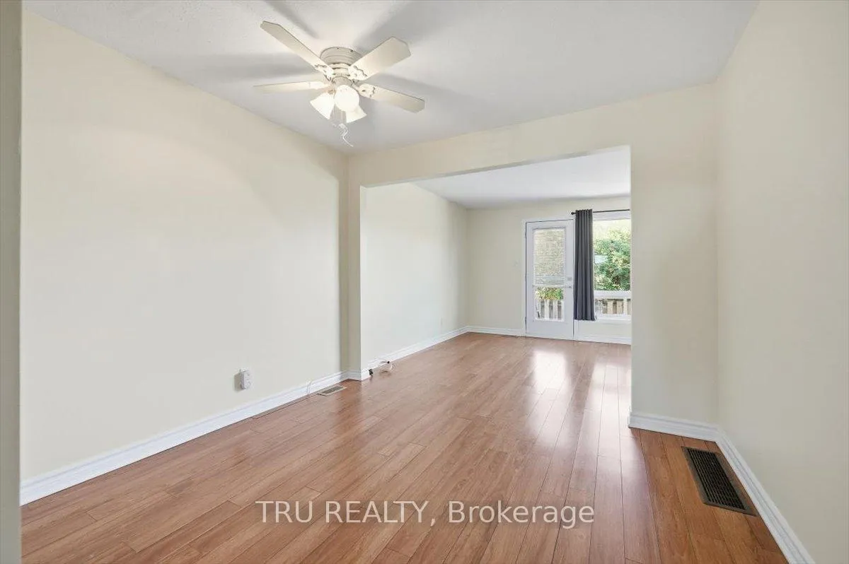 Photo 13 of Unit 302, 2290 Cotters Crescent, Ottawa, Windsor Park Village — HOMEH