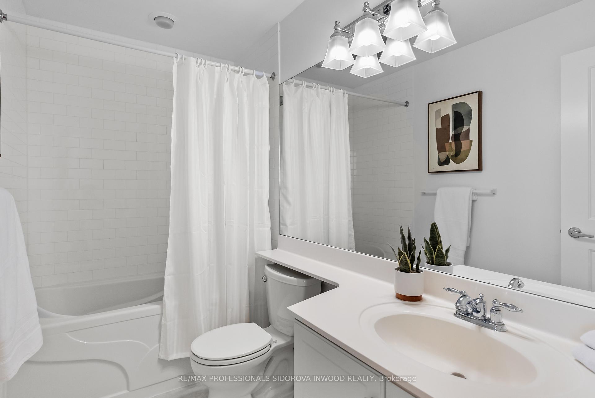 Photo 11 of Unit 2005, 15 Windermere Avenue, Toronto, High Park-Swansea — HOMEH