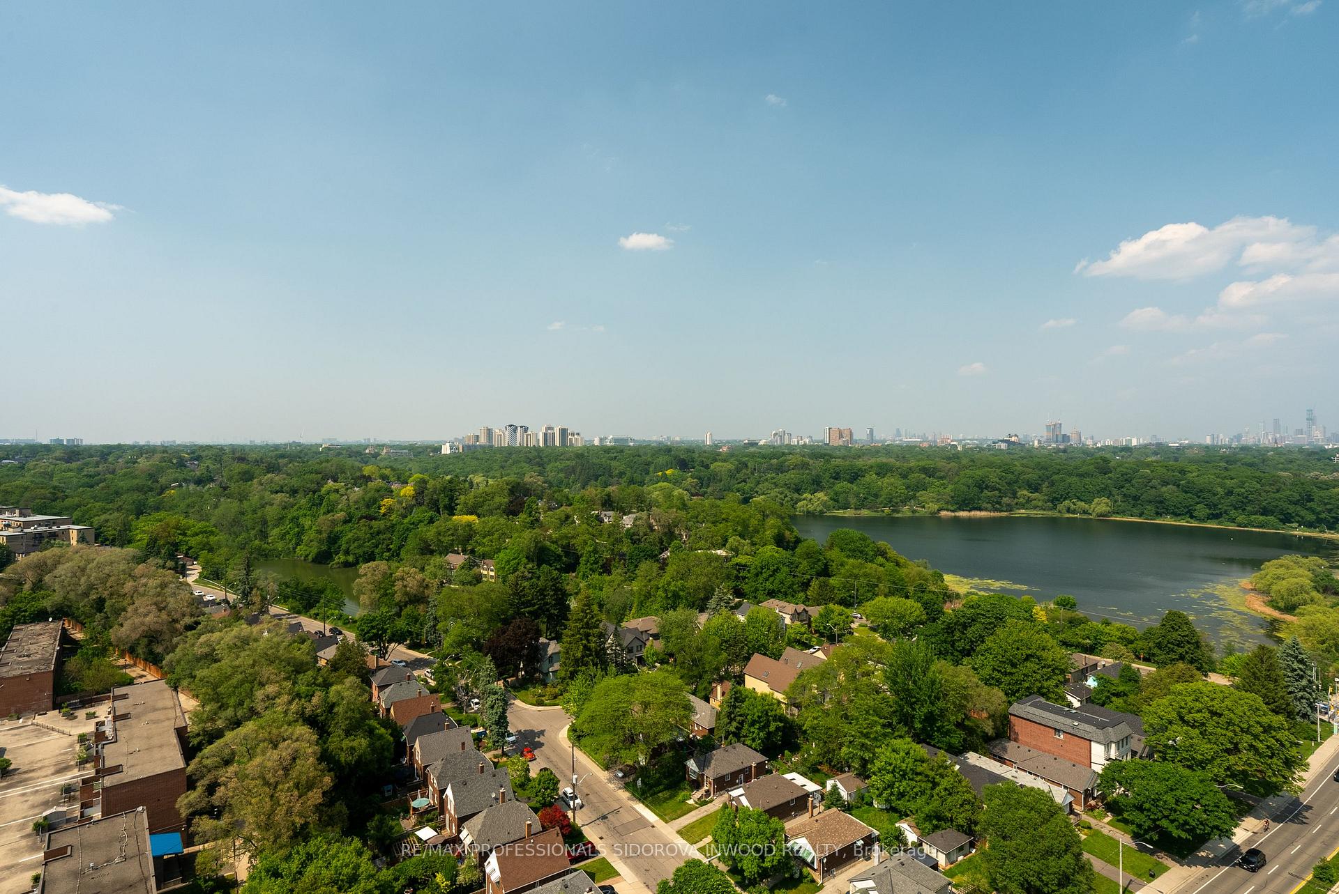 Photo 21 of Unit 2005, 15 Windermere Avenue, Toronto, High Park-Swansea — HOMEH