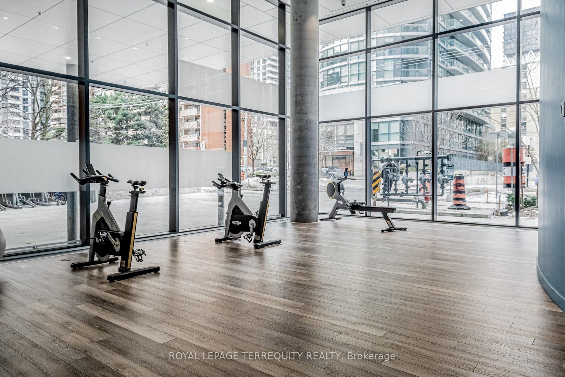 Photo 23 of Unit 4209, 161 Roehampton Avenue, Toronto, Mount Pleasant West — HOMEH