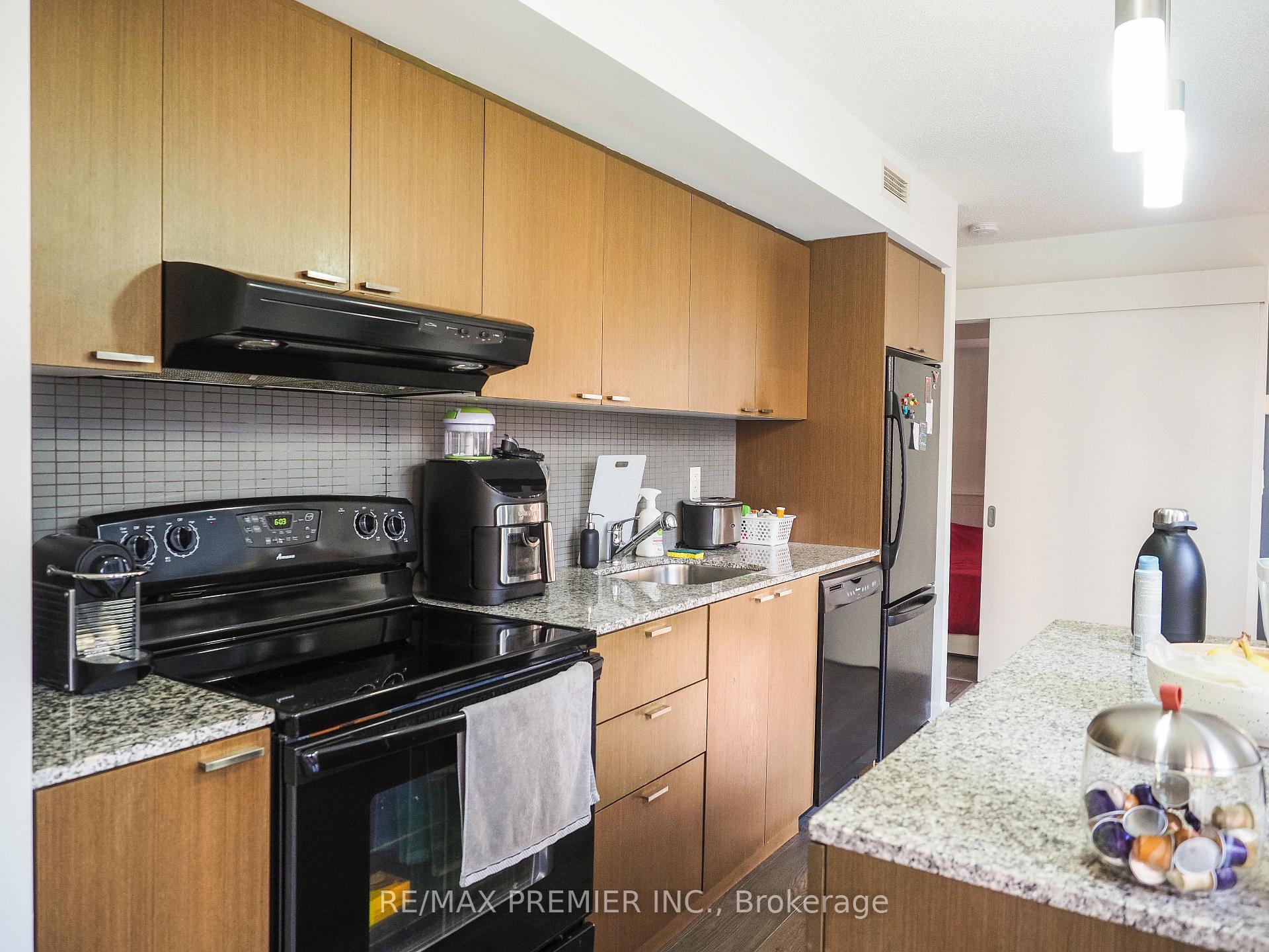 Photo 8 of Unit 508, 110 Charles Street E, Toronto, Church-Yonge Corridor — HOMEH