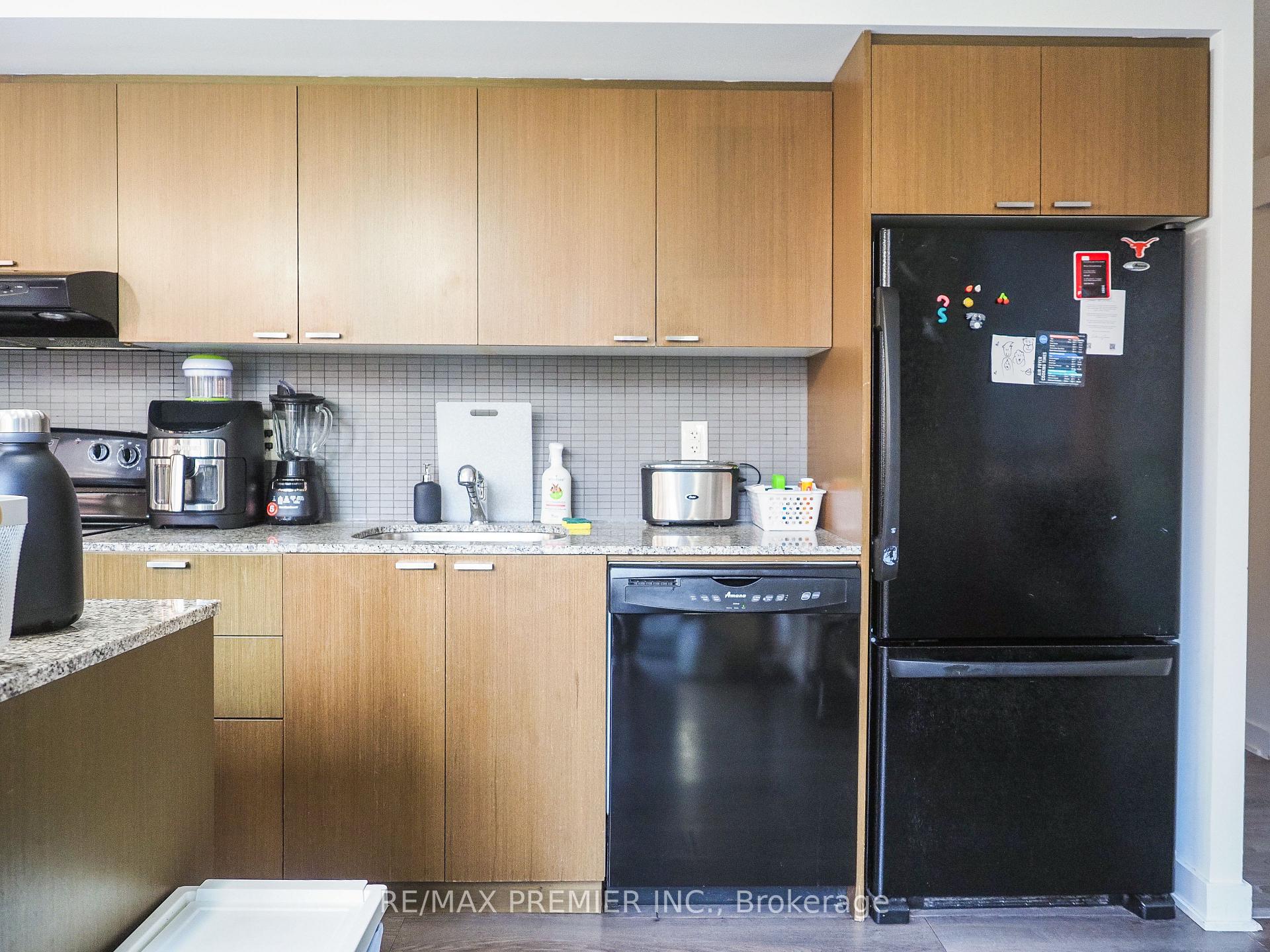 Photo 9 of Unit 508, 110 Charles Street E, Toronto, Church-Yonge Corridor — HOMEH