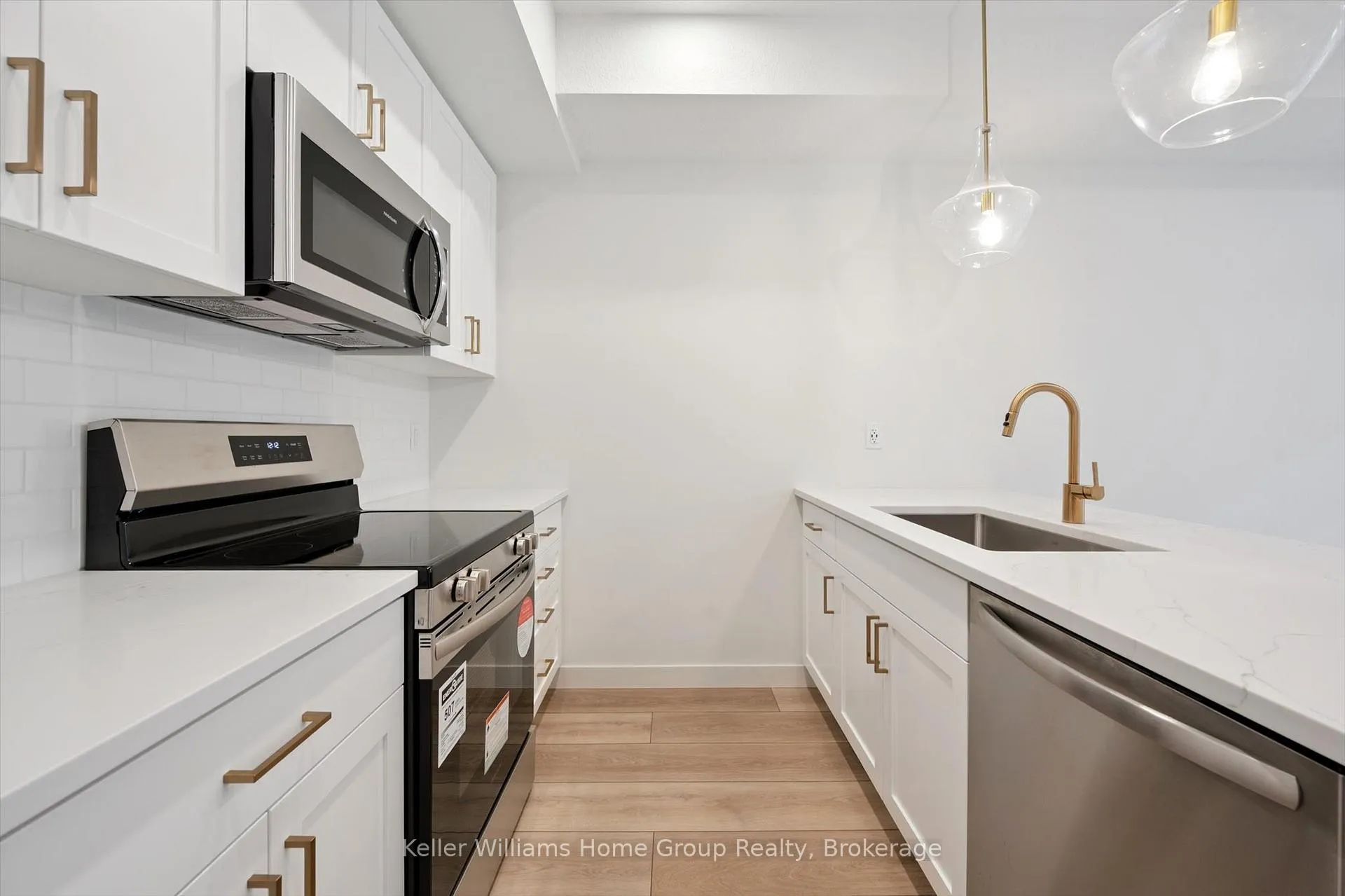 Photo 5 of Unit 137, 824 Woolwich Street, Guelph, Riverside Park — HOMEH