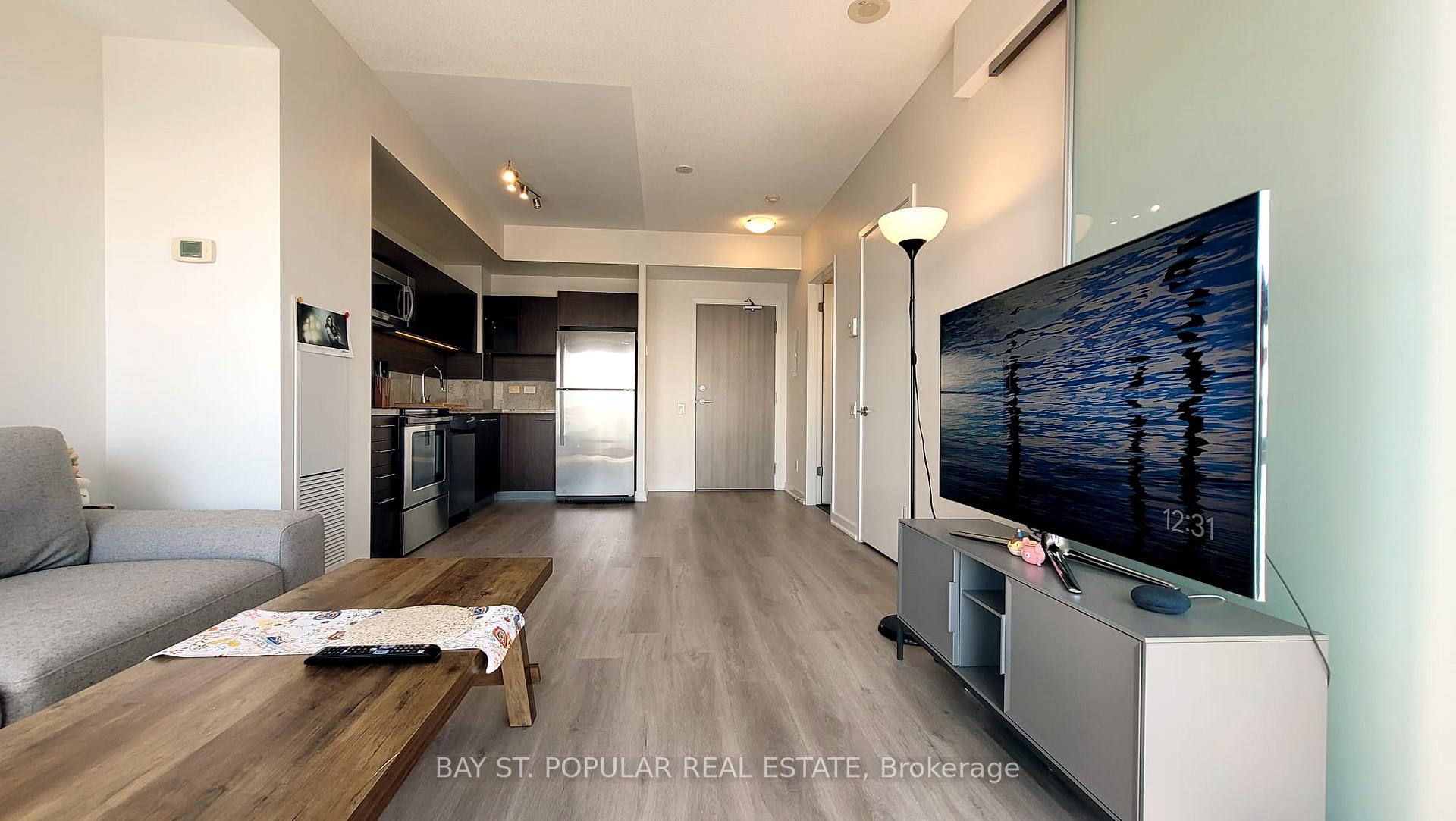 Photo 3 of Unit 1807, 70 Distillery Lane, Toronto, Waterfront Communities — HOMEH