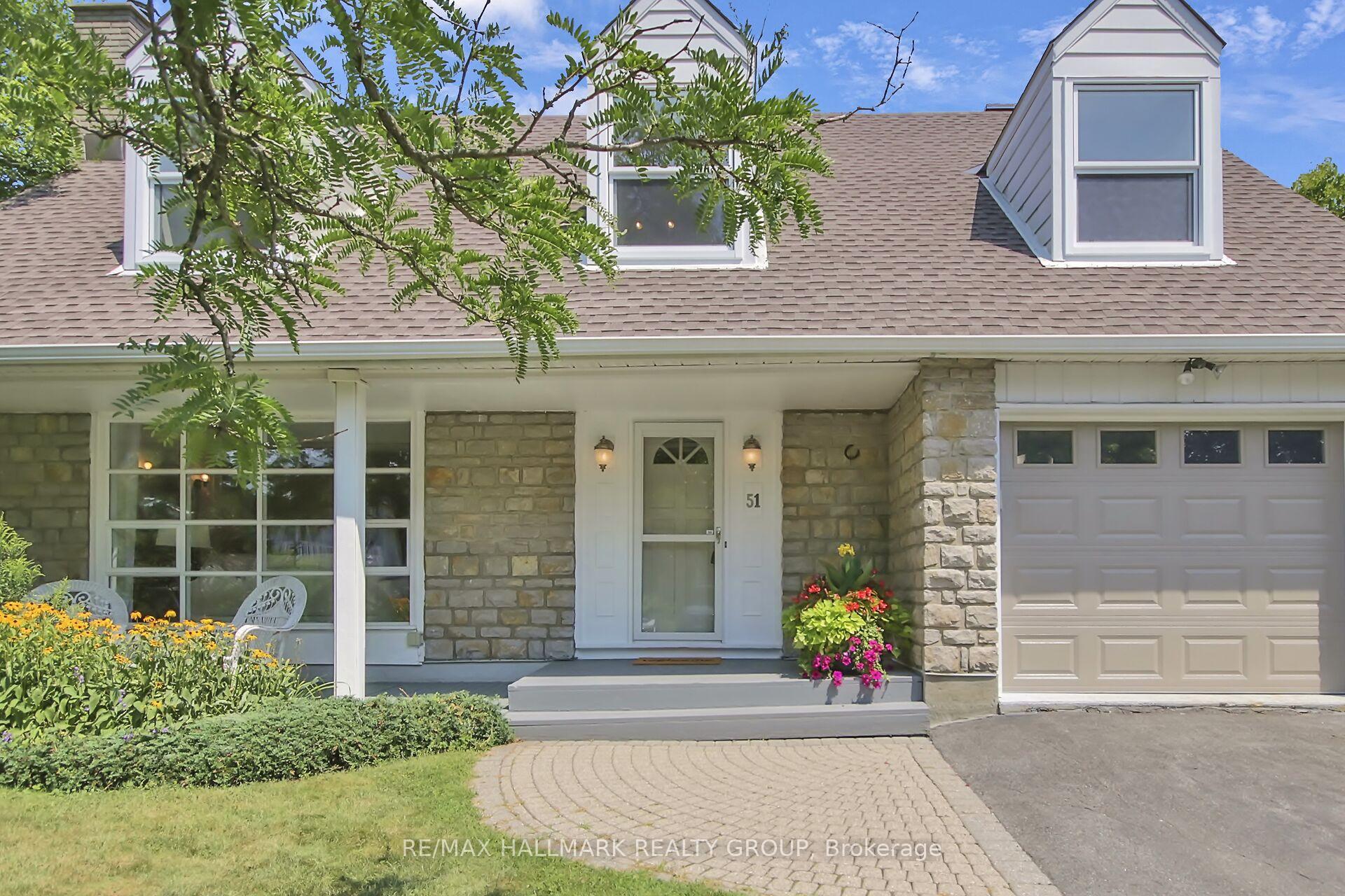 Photo 2 of 51 Charkay Street, Ottawa, Borden Farm/Stewart Farm/Carleton Heights/Parkwood Hills — HOMEH