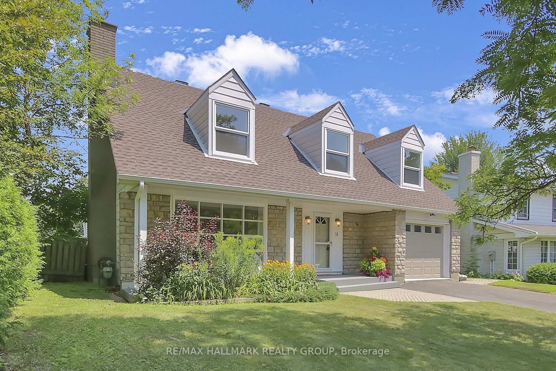 Photo 6 of 51 Charkay Street, Ottawa, Borden Farm/Stewart Farm/Carleton Heights/Parkwood Hills — HOMEH