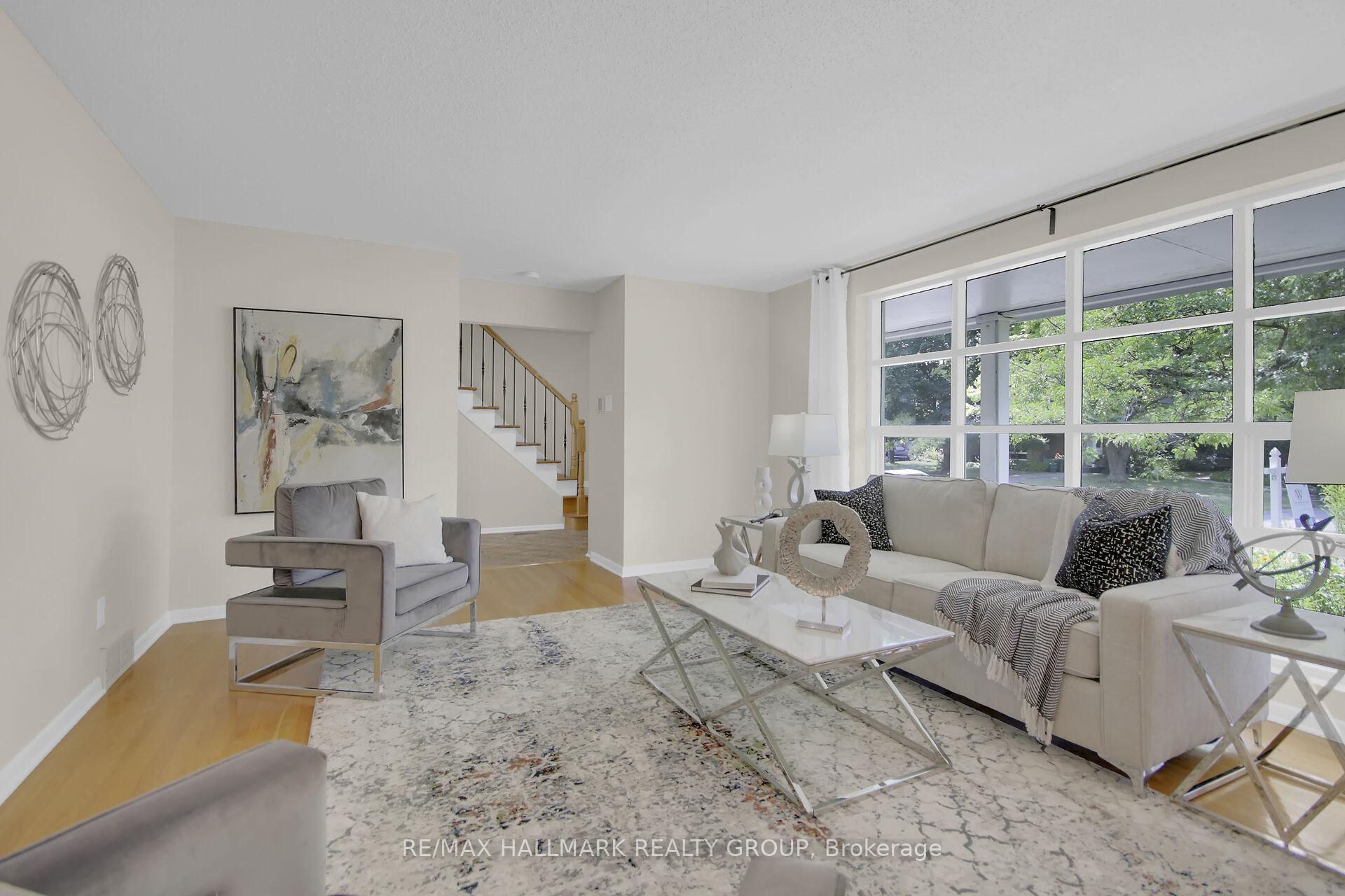 Photo 7 of 51 Charkay Street, Ottawa, Borden Farm/Stewart Farm/Carleton Heights/Parkwood Hills — HOMEH