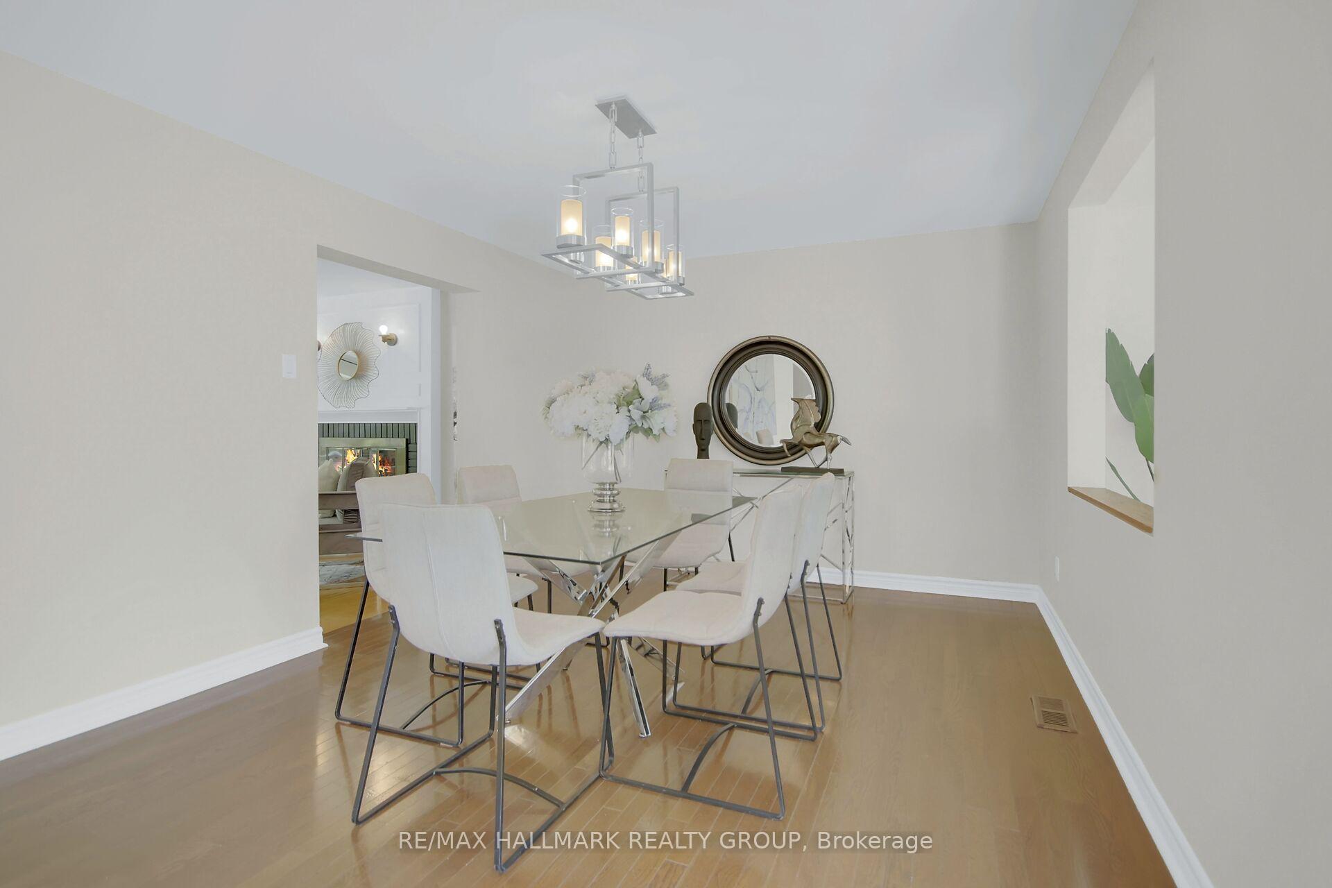 Photo 18 of 51 Charkay Street, Ottawa, Borden Farm/Stewart Farm/Carleton Heights/Parkwood Hills — HOMEH