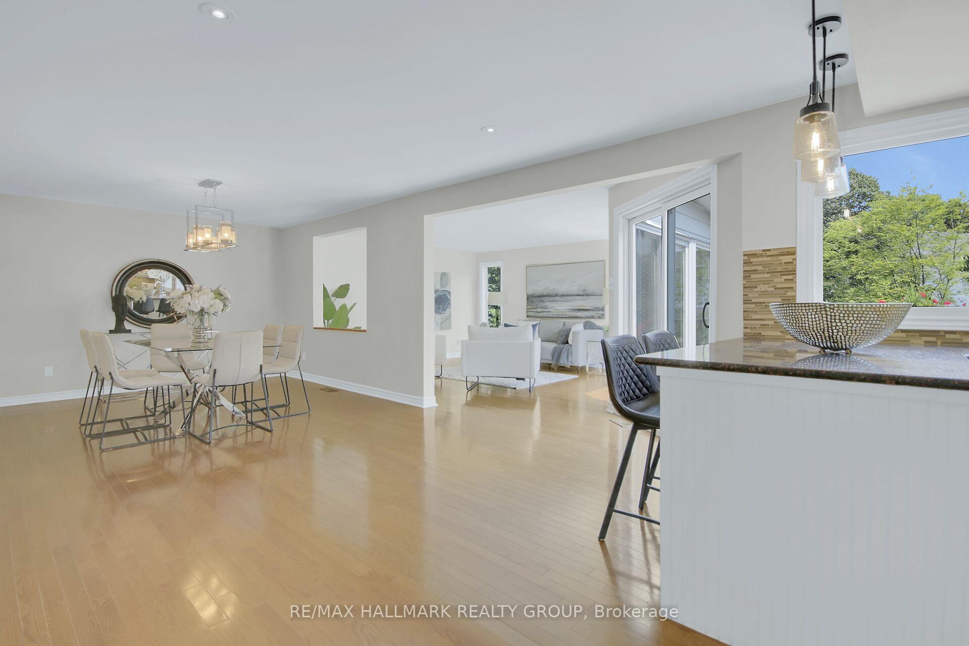 Photo 16 of 51 Charkay Street, Ottawa, Borden Farm/Stewart Farm/Carleton Heights/Parkwood Hills — HOMEH