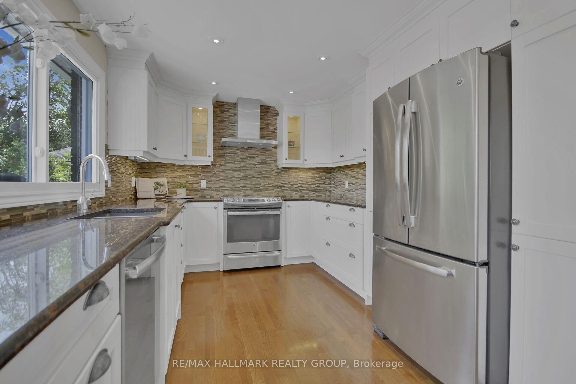 Photo 27 of 51 Charkay Street, Ottawa, Borden Farm/Stewart Farm/Carleton Heights/Parkwood Hills — HOMEH