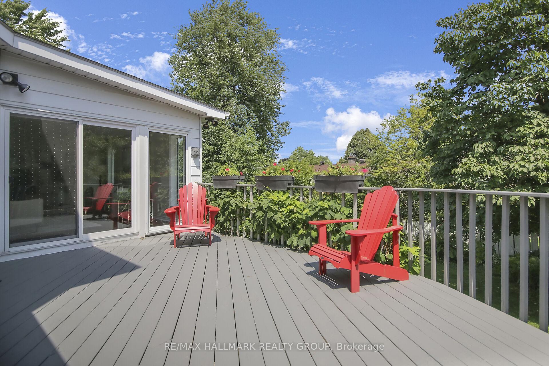Photo 35 of 51 Charkay Street, Ottawa, Borden Farm/Stewart Farm/Carleton Heights/Parkwood Hills — HOMEH