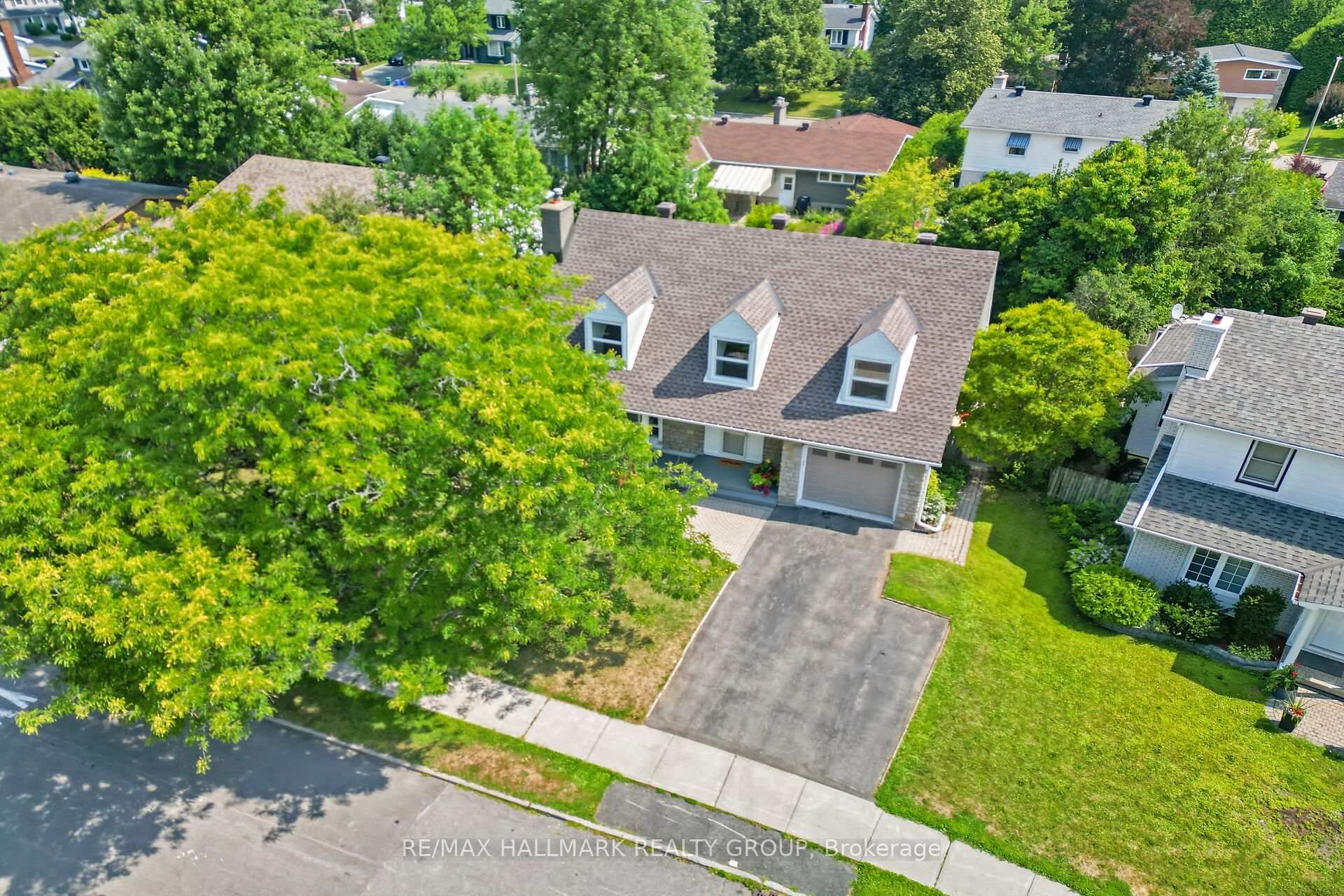 Photo 44 of 51 Charkay Street, Ottawa, Borden Farm/Stewart Farm/Carleton Heights/Parkwood Hills — HOMEH