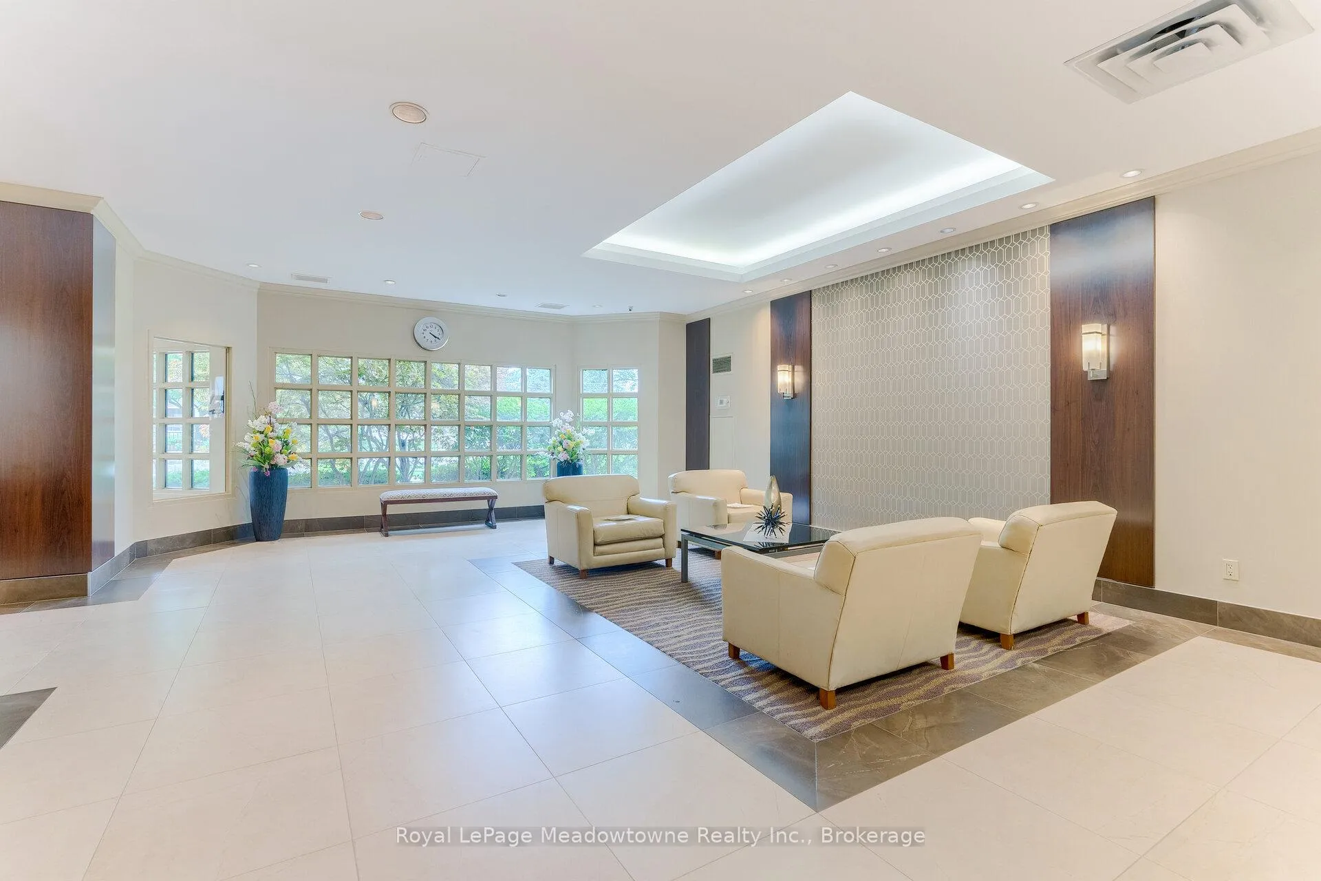 Photo 4 of Unit 1003, 100 Millside Drive, Milton, Old Milton — HOMEH
