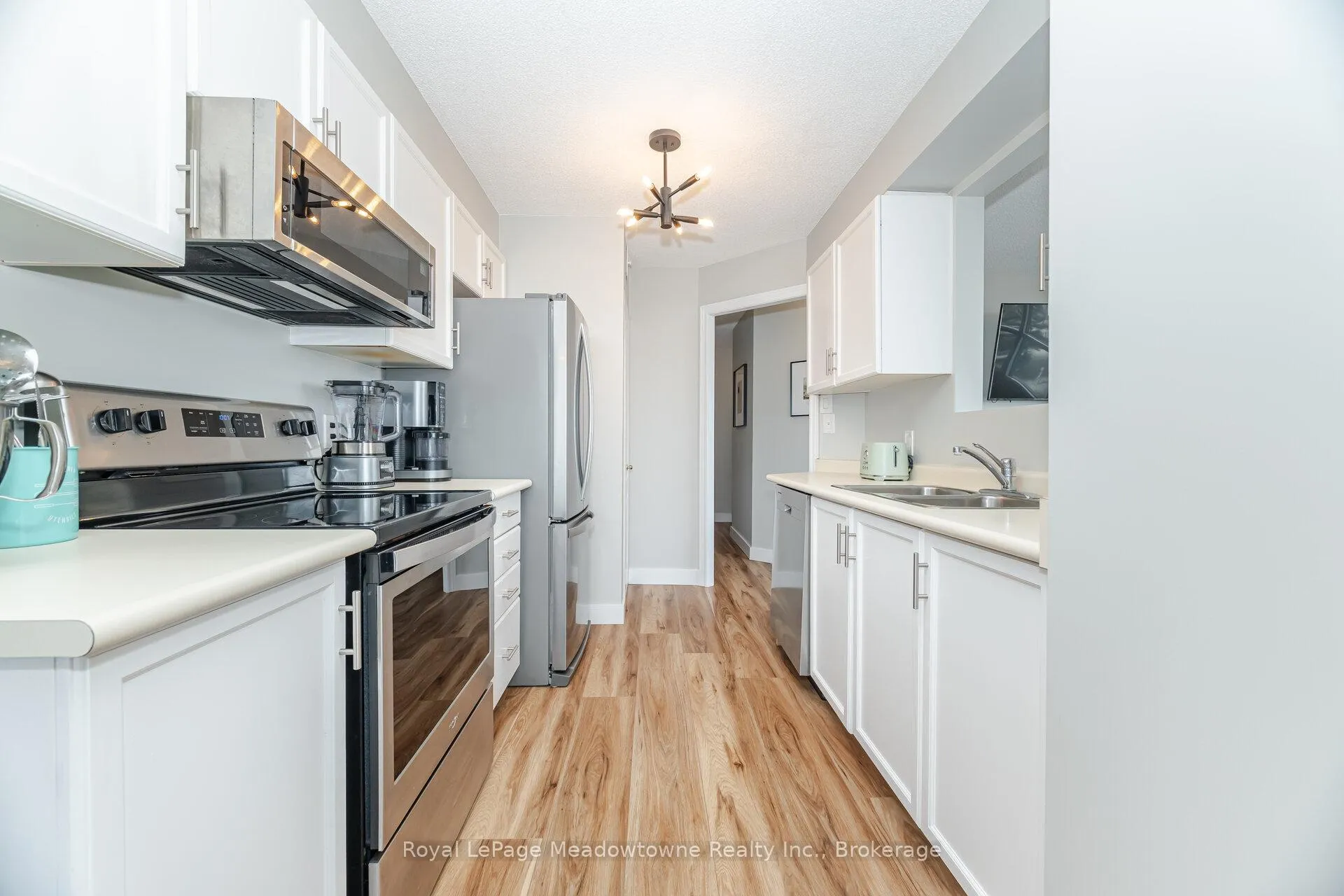 Photo 9 of Unit 1003, 100 Millside Drive, Milton, Old Milton — HOMEH