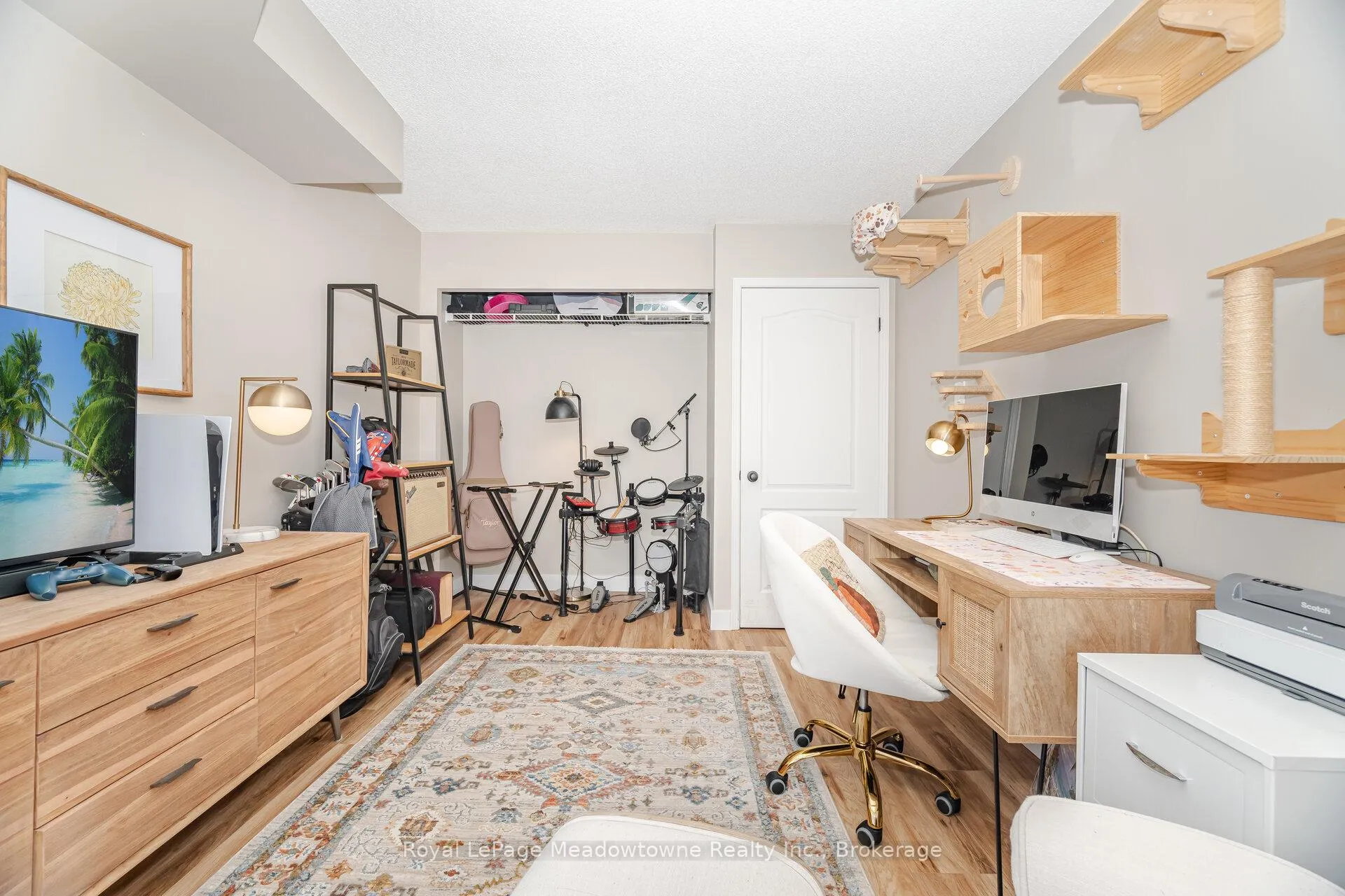 Photo 36 of Unit 1003, 100 Millside Drive, Milton, Old Milton — HOMEH