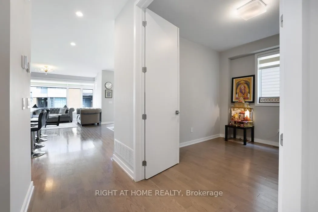 Photo 5 of 159 Rockmelon Street, Ottawa, Riverside South/Gloucester Glen — HOMEH