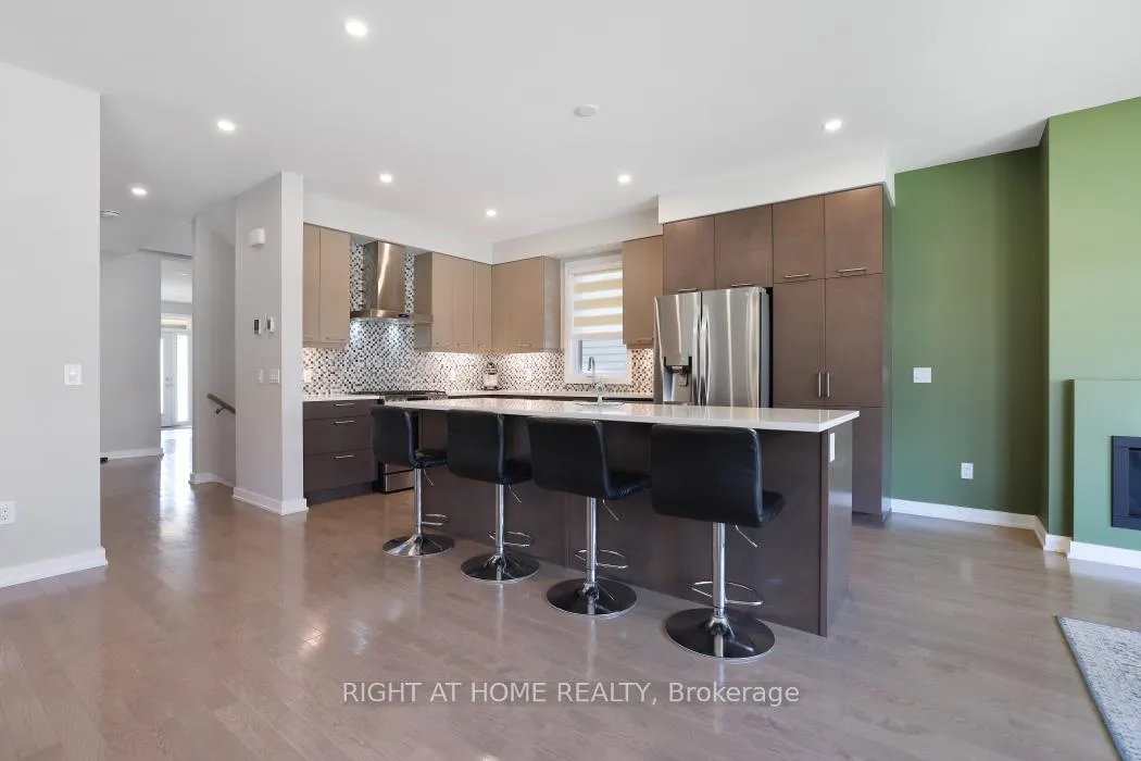 Photo 8 of 159 Rockmelon Street, Ottawa, Riverside South/Gloucester Glen — HOMEH