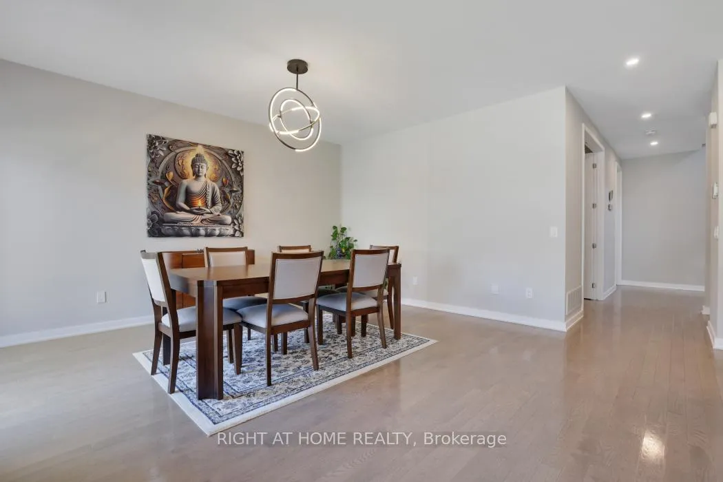 Photo 13 of 159 Rockmelon Street, Ottawa, Riverside South/Gloucester Glen — HOMEH