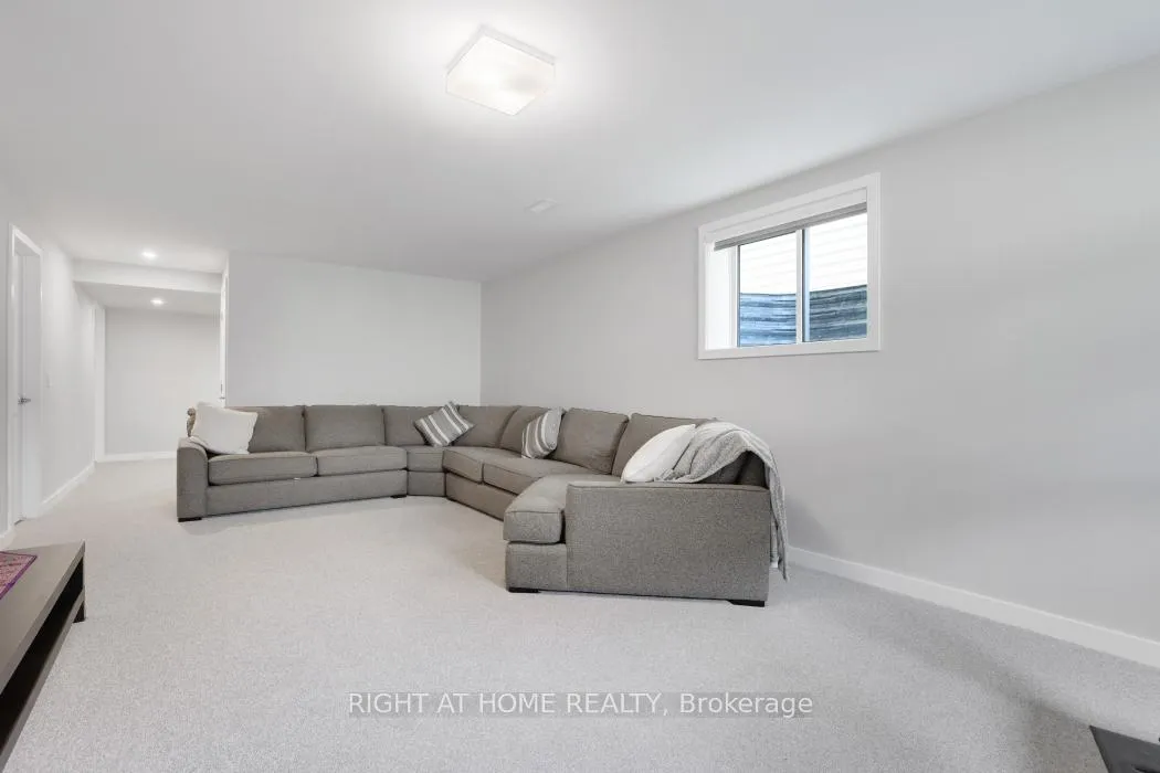 Photo 35 of 159 Rockmelon Street, Ottawa, Riverside South/Gloucester Glen — HOMEH