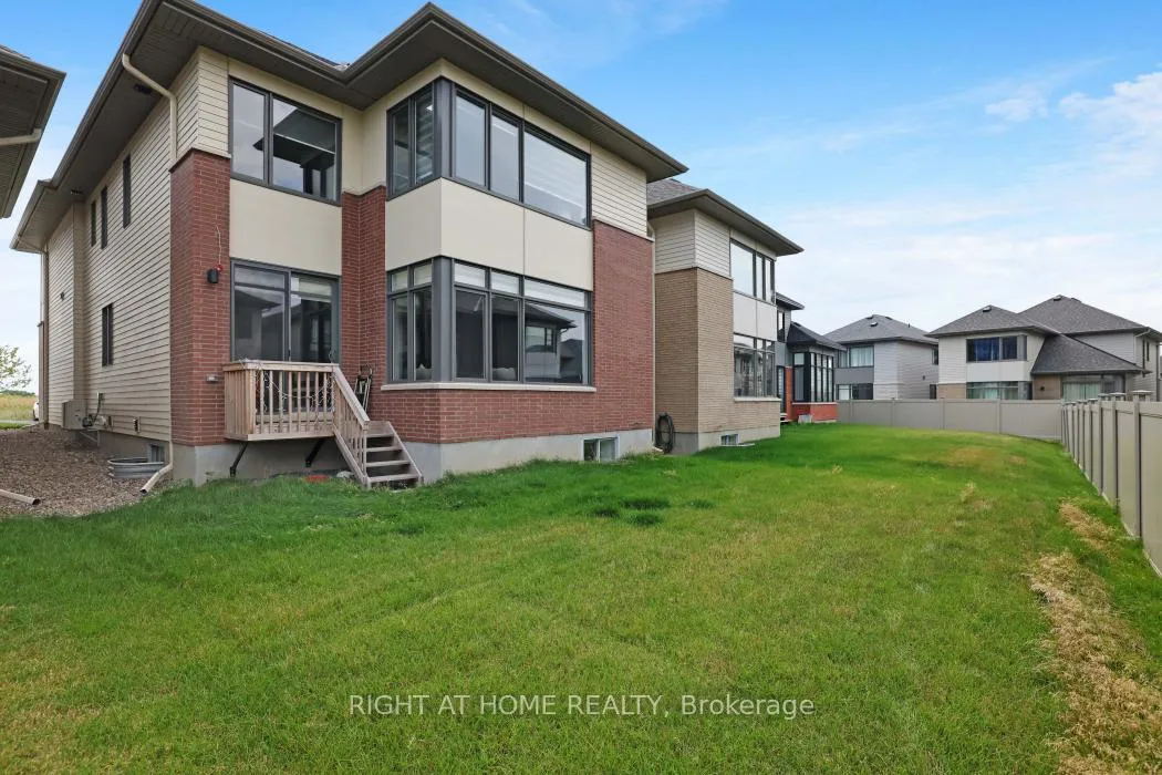 Photo 37 of 159 Rockmelon Street, Ottawa, Riverside South/Gloucester Glen — HOMEH