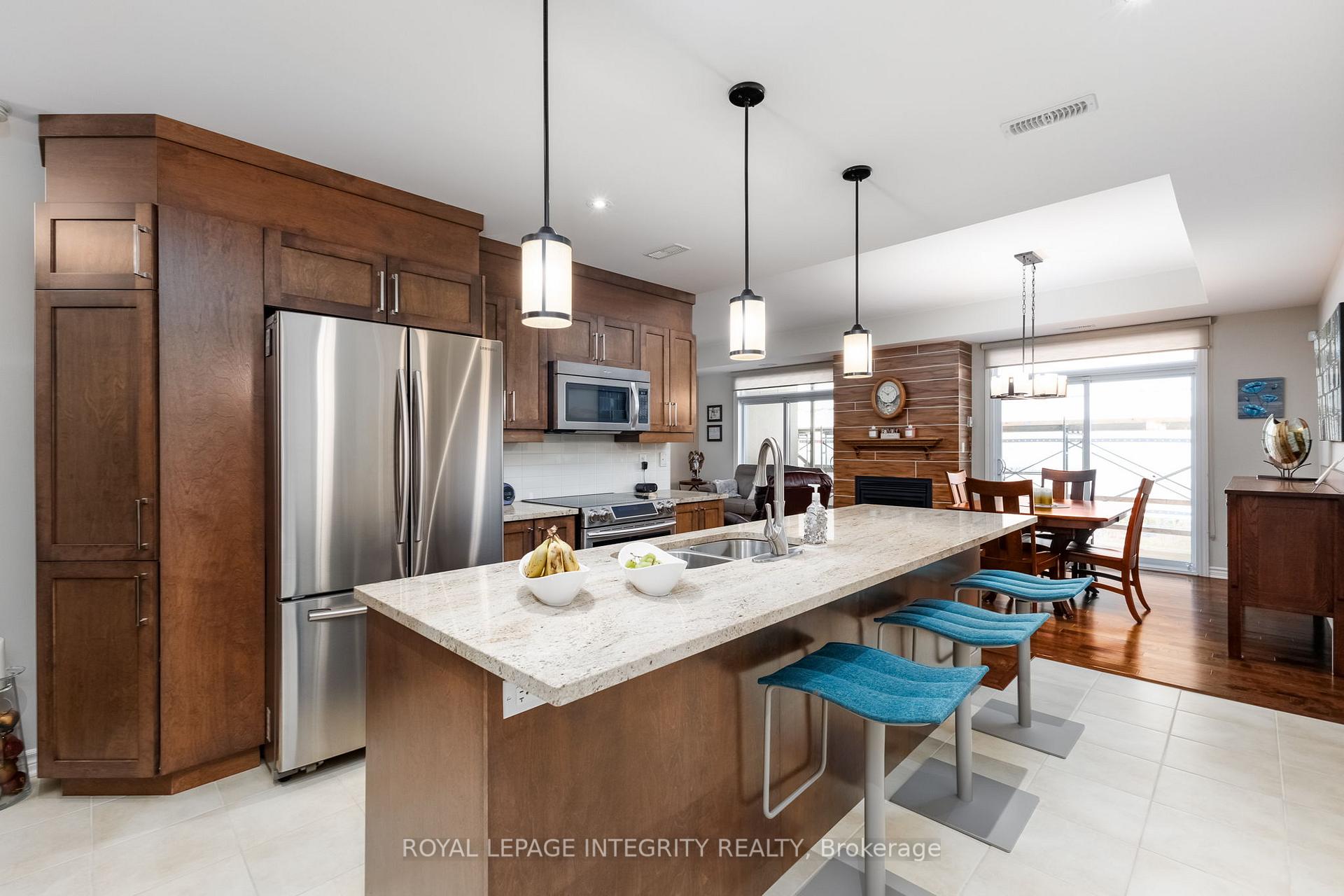 Photo 4 of Unit 7, 70 Prestige Circle, Ottawa, Chatelaine Village — HOMEH