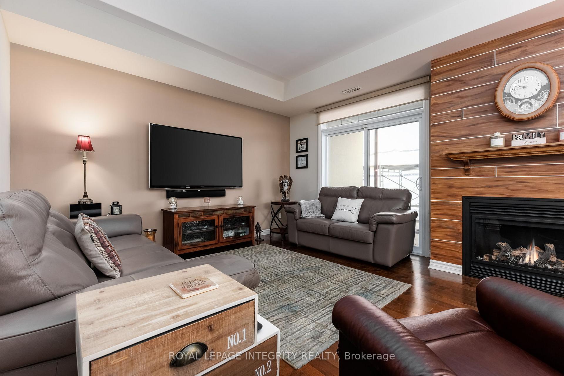 Photo 6 of Unit 7, 70 Prestige Circle, Ottawa, Chatelaine Village — HOMEH