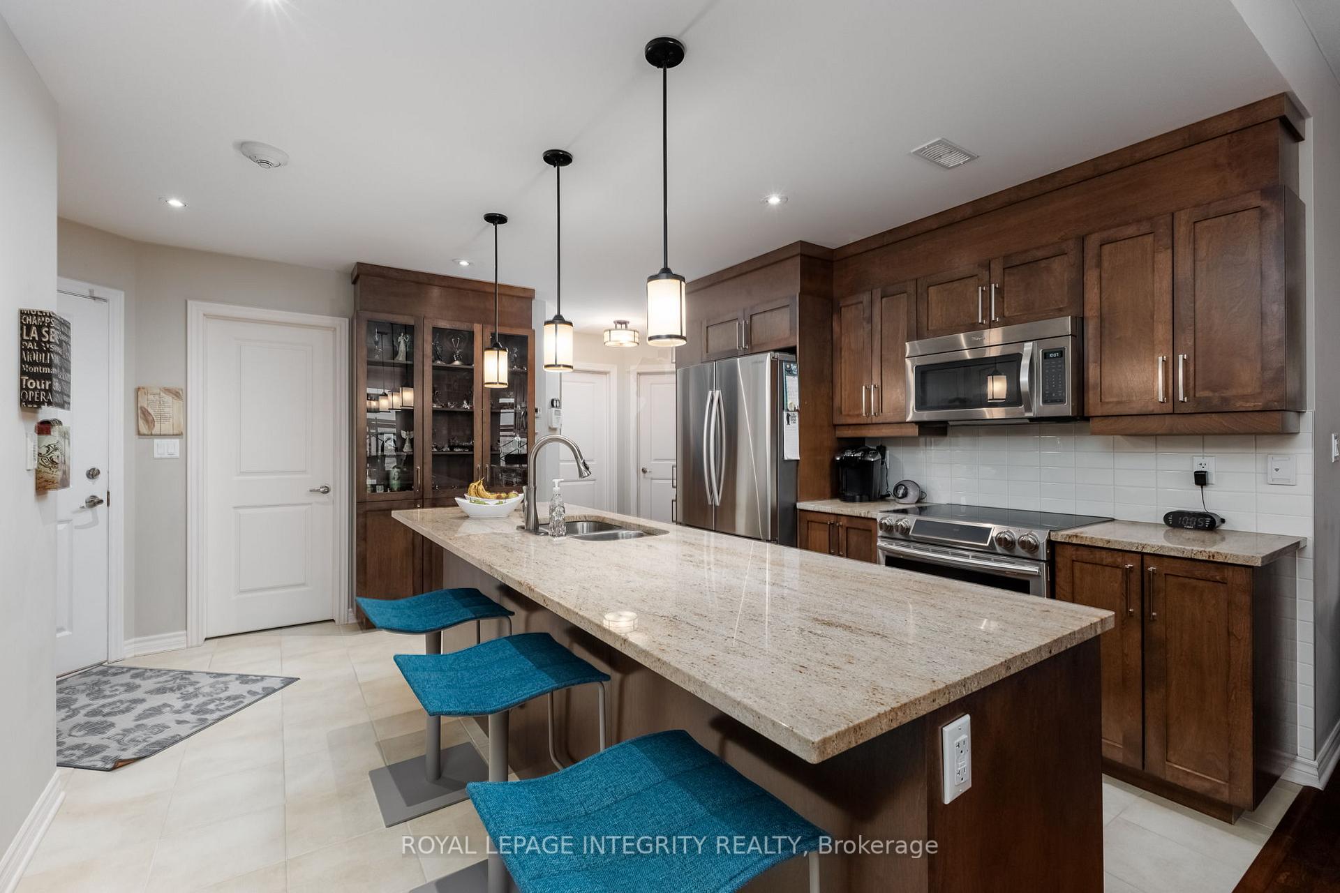 Photo 13 of Unit 7, 70 Prestige Circle, Ottawa, Chatelaine Village — HOMEH