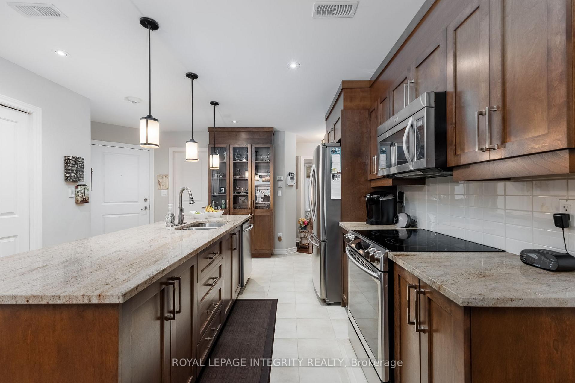 Photo 15 of Unit 7, 70 Prestige Circle, Ottawa, Chatelaine Village — HOMEH