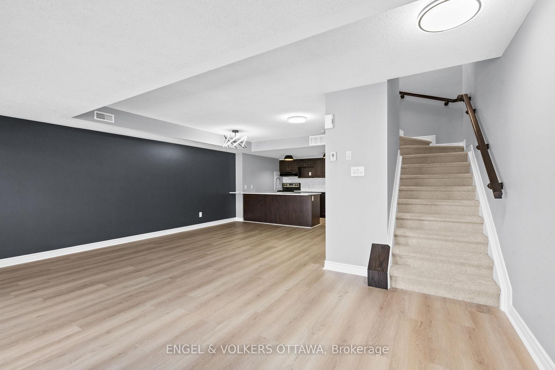 Photo 32 of Unit 42, 261 Titanium Private, Ottawa, Convent Glen North — HOMEH