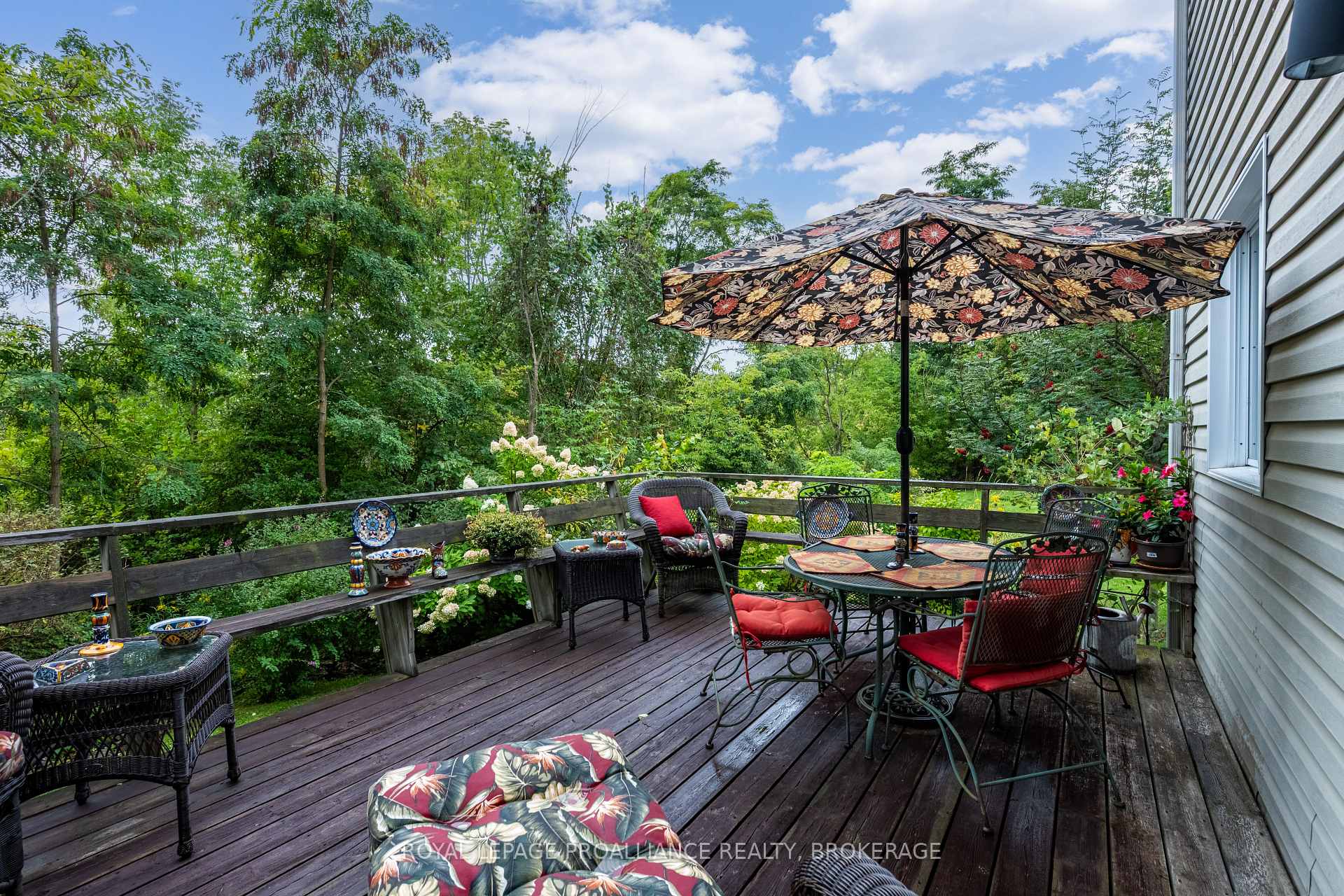 Photo 9 of 605 Arthur Street, Gananoque — HOMEH