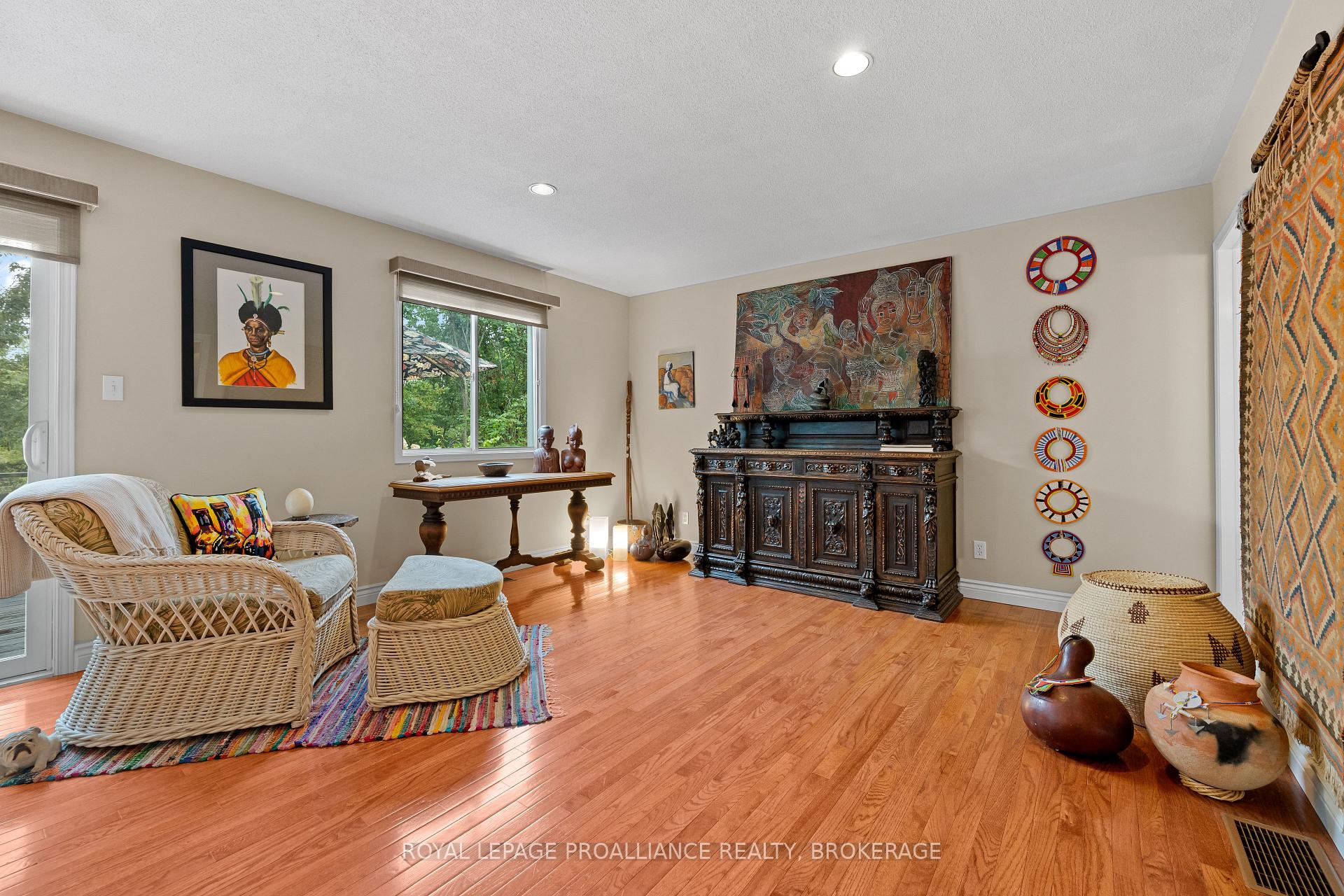 Photo 33 of 605 Arthur Street, Gananoque — HOMEH