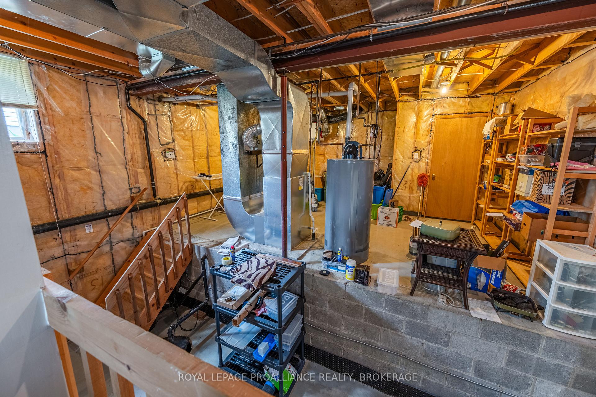Photo 49 of 605 Arthur Street, Gananoque — HOMEH