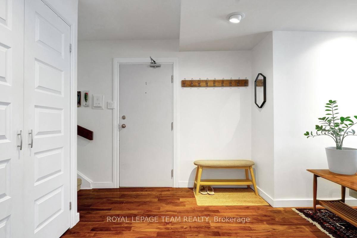 Photo 4 of Unit 2A, 154 Waverley Street, Ottawa, Ottawa Centre/Golden Triangle — HOMEH