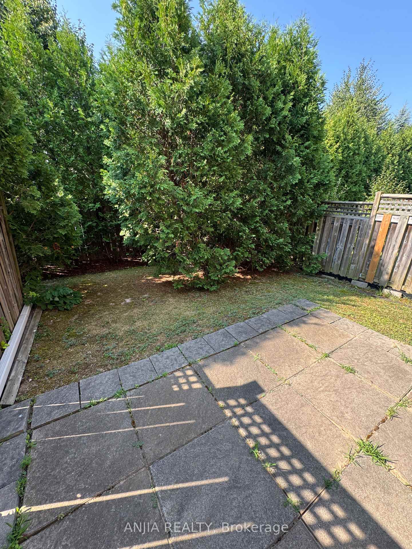 Photo 3 of Unit 9, 39 Panabaker Drive, Hamilton, Ancaster — HOMEH
