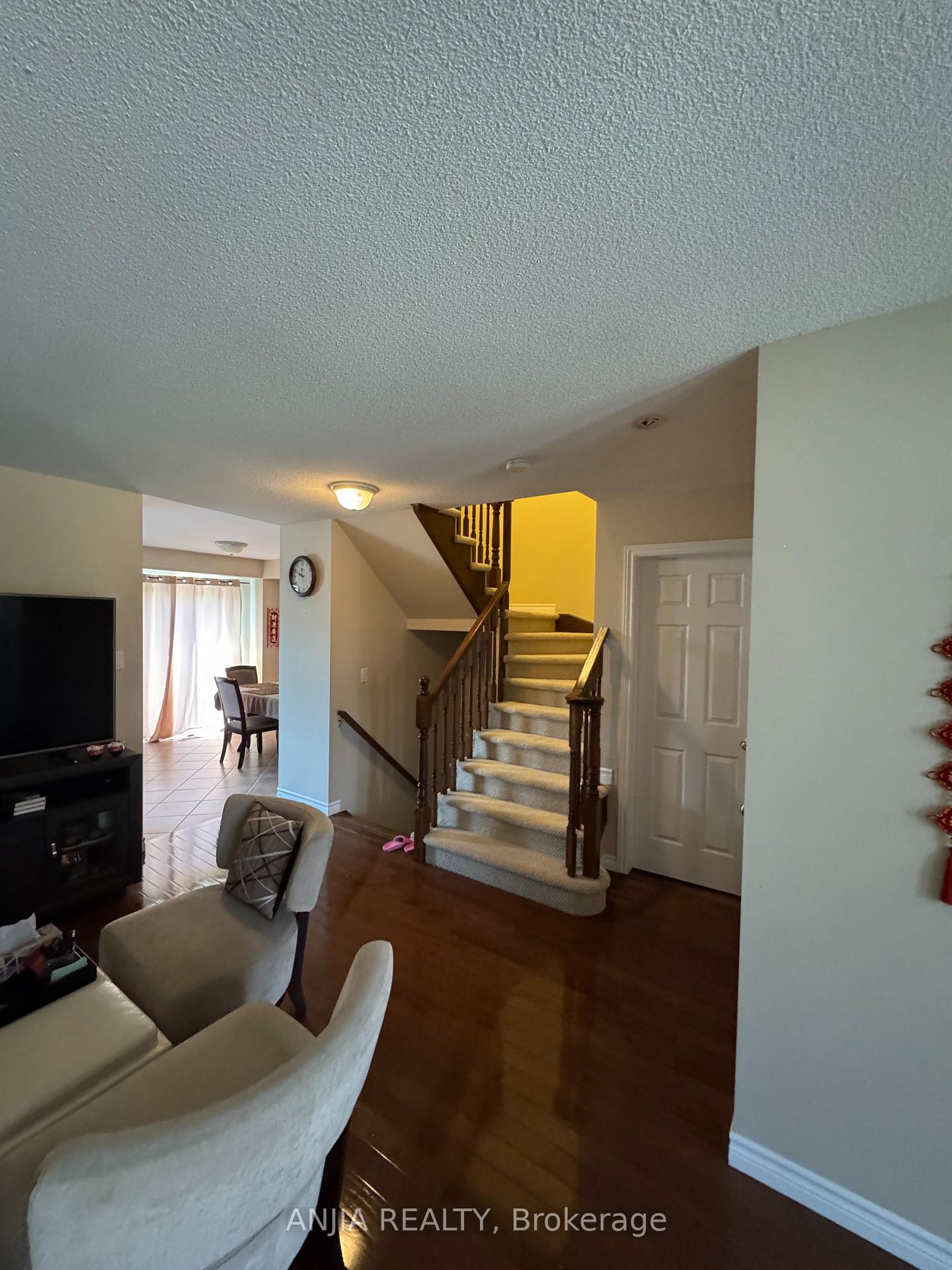 Photo 6 of Unit 9, 39 Panabaker Drive, Hamilton, Ancaster — HOMEH