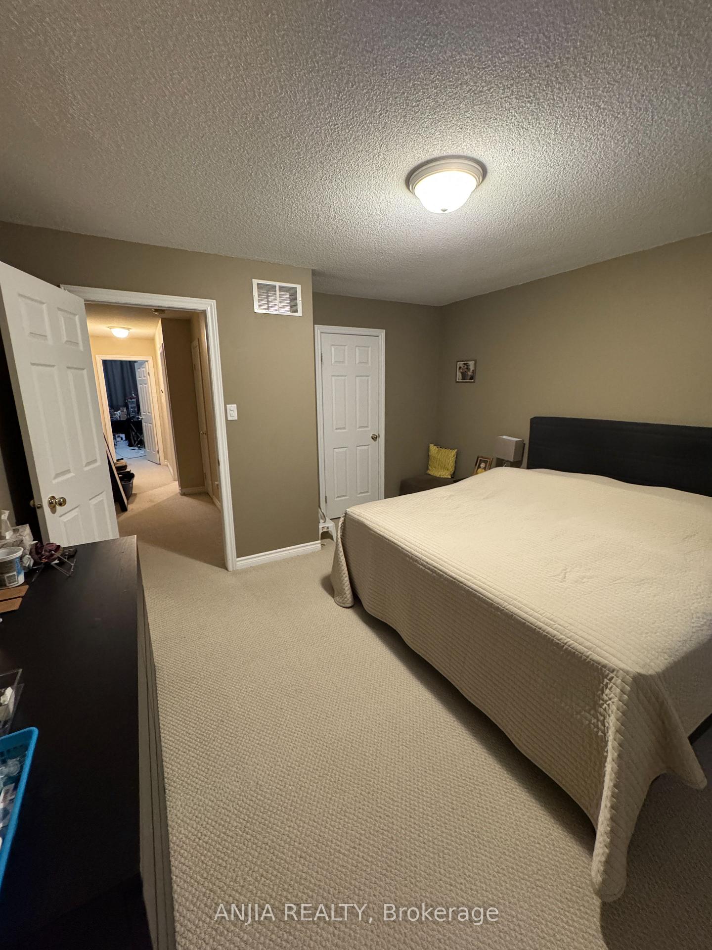 Photo 7 of Unit 9, 39 Panabaker Drive, Hamilton, Ancaster — HOMEH