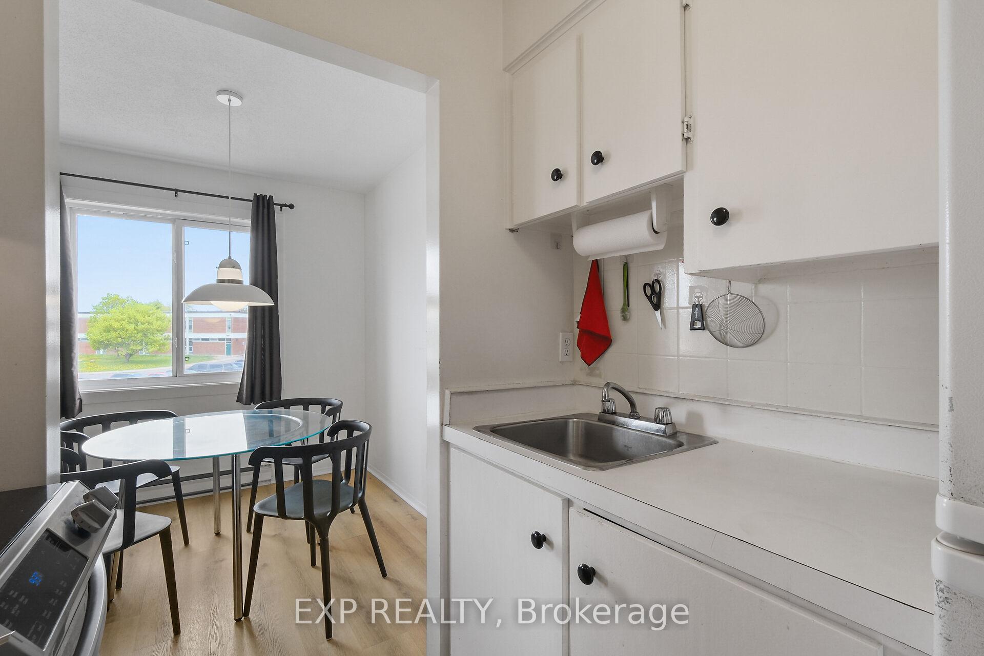 Photo 14 of Unit 305B, 2041 Arrowsmith Drive, Ottawa, Beacon Hill South — HOMEH