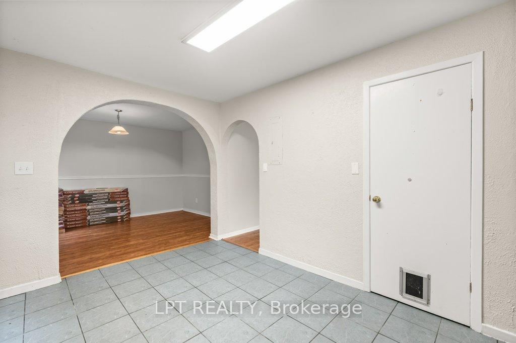Photo 11 of Unit 30, 4427 Bath Road, Loyalist, Amherstview — HOMEH